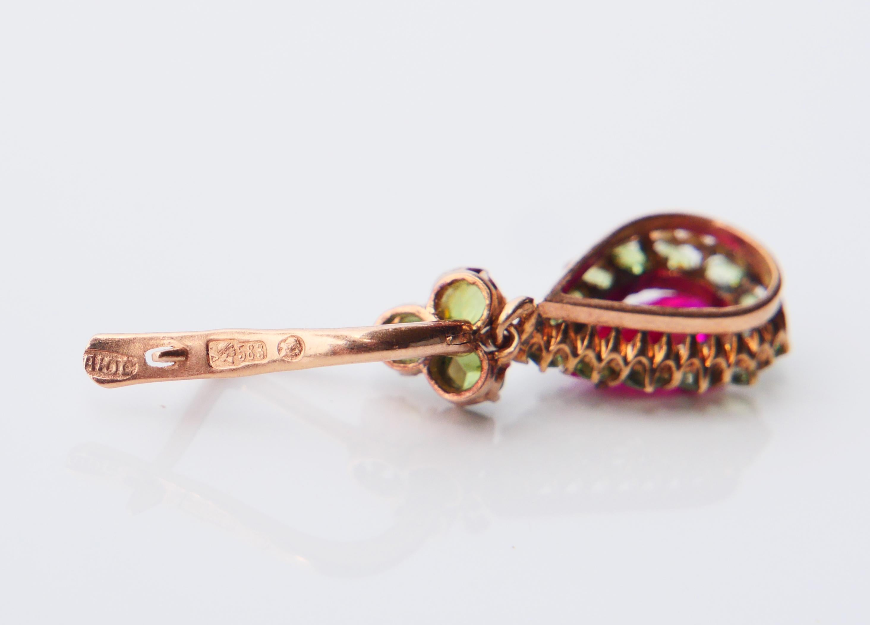 1930 Boucles d'oreilles russes Rubis 3.3 ctw Démantoïde de l'Oural massif 14K Or Rose / 5.4 gr en vente 5