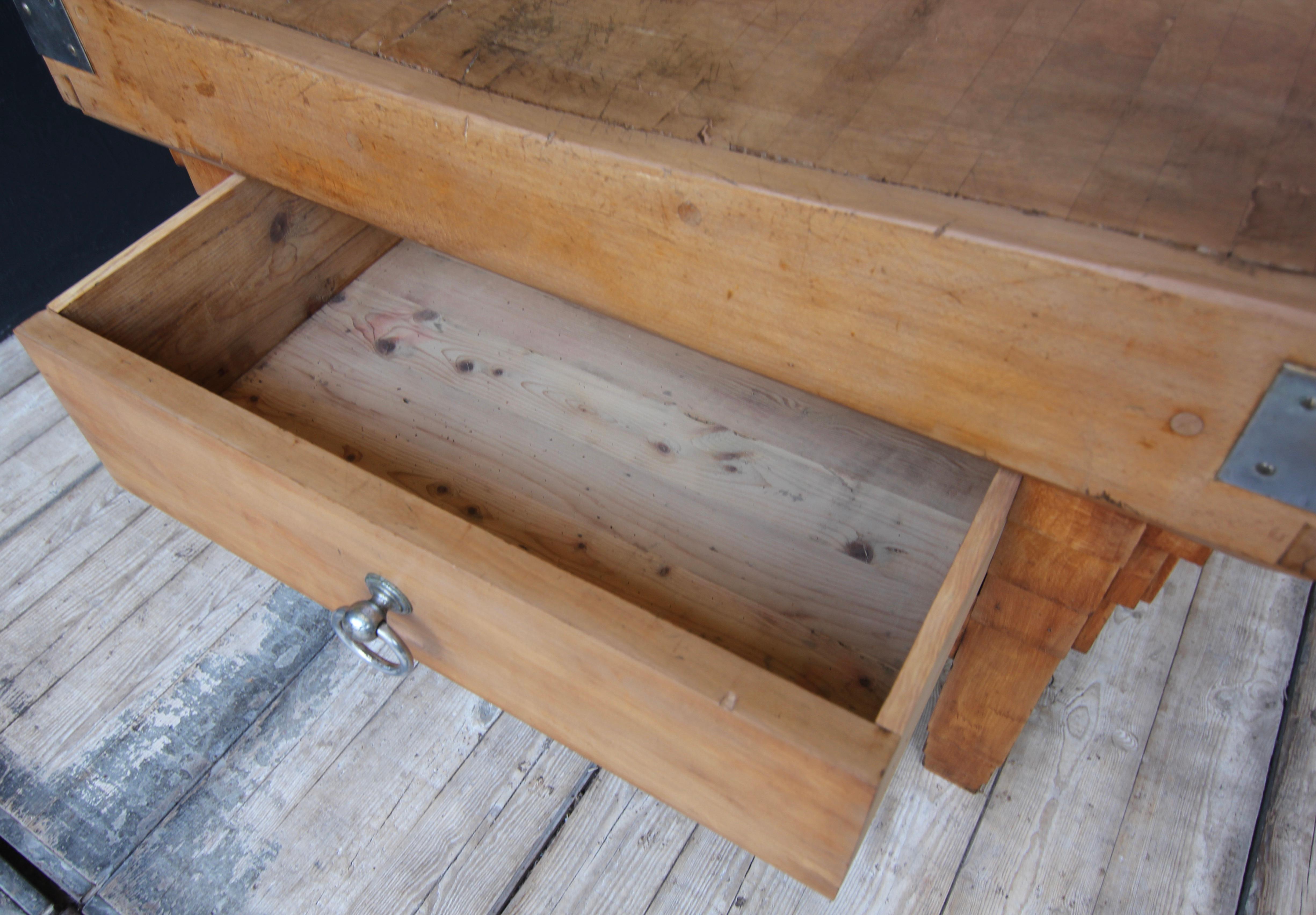 1930´s Art Deco Butcher Block Table For Sale 7
