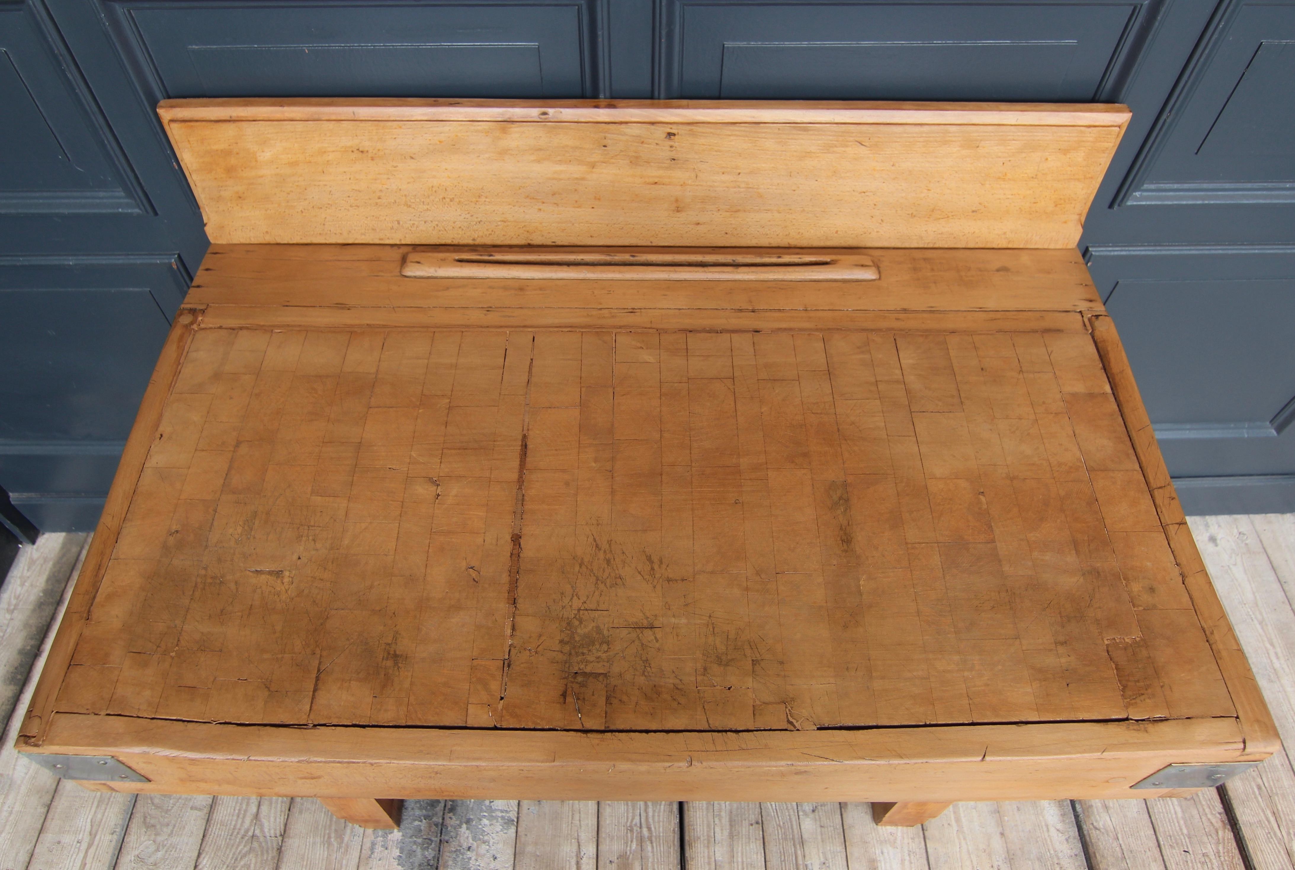 1930´s Art Deco Butcher Block Table For Sale 1