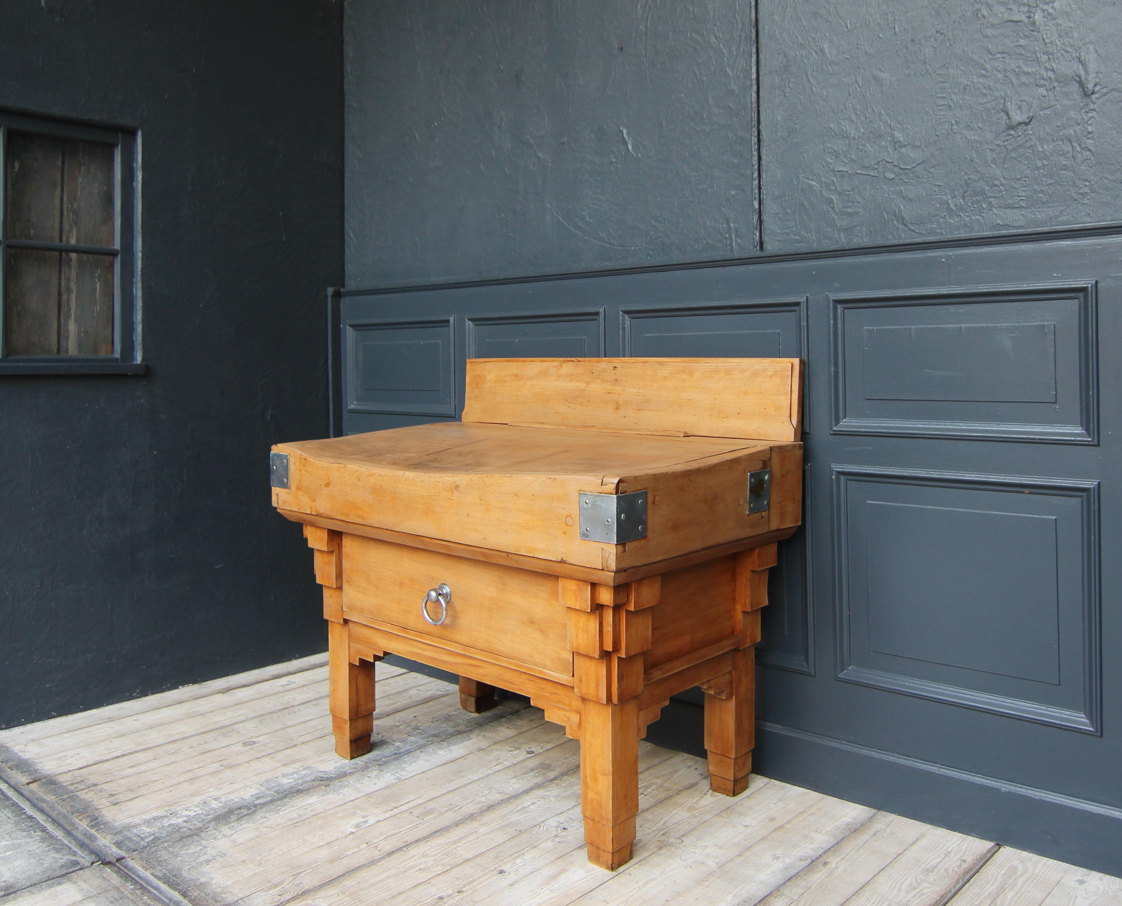 1930´s Art Deco Butcher Block Table For Sale 3