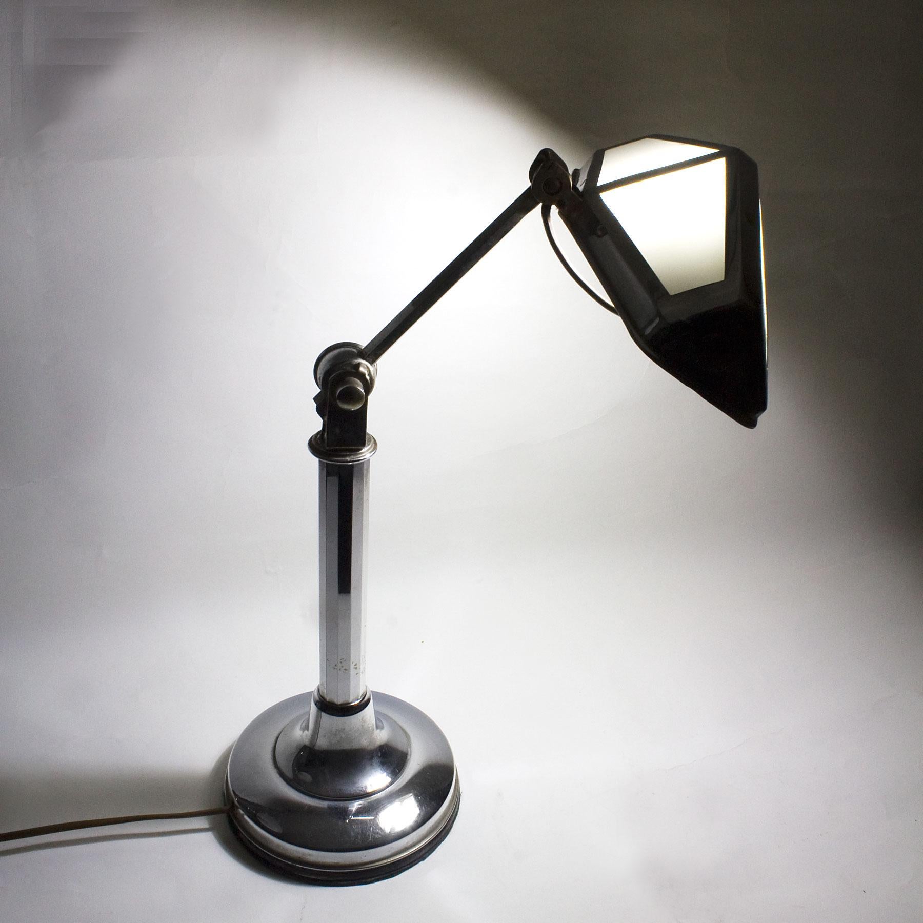 1930s Art Deco Desk Lamp Pirouette Chrome-Plated Metal, White Opaline, France 1
