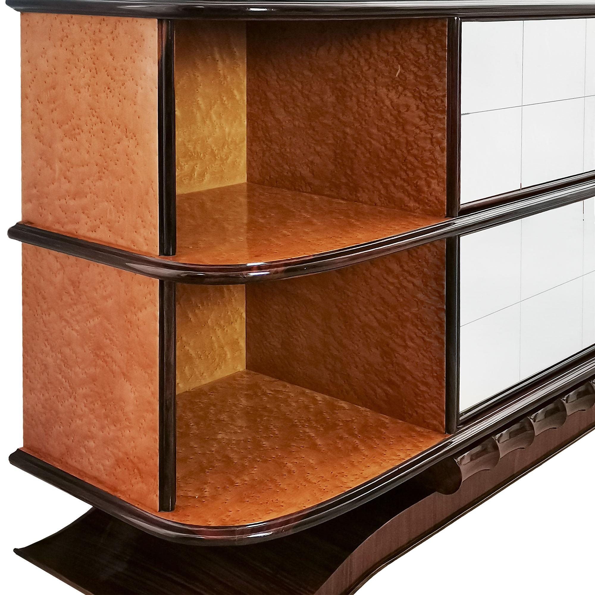 Ottone Credenza Art Deco degli anni '30, acero Birdseye, mogano, specchi e ottone - Italia in vendita