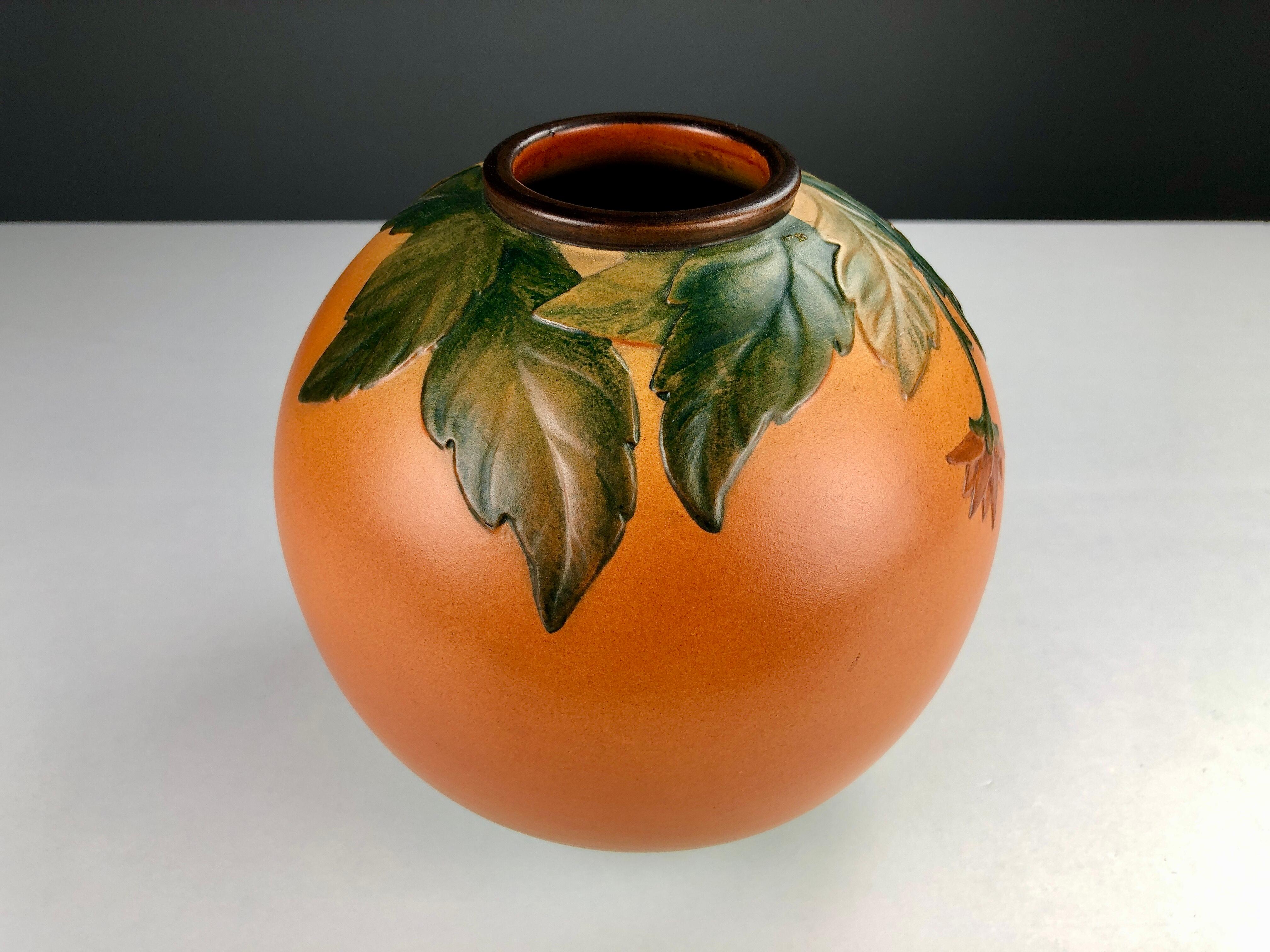 Hand-Crafted 1930´s Art Nouveau Flower Decorated Vase by Axel Sorensen for P. Ipsens Enke For Sale