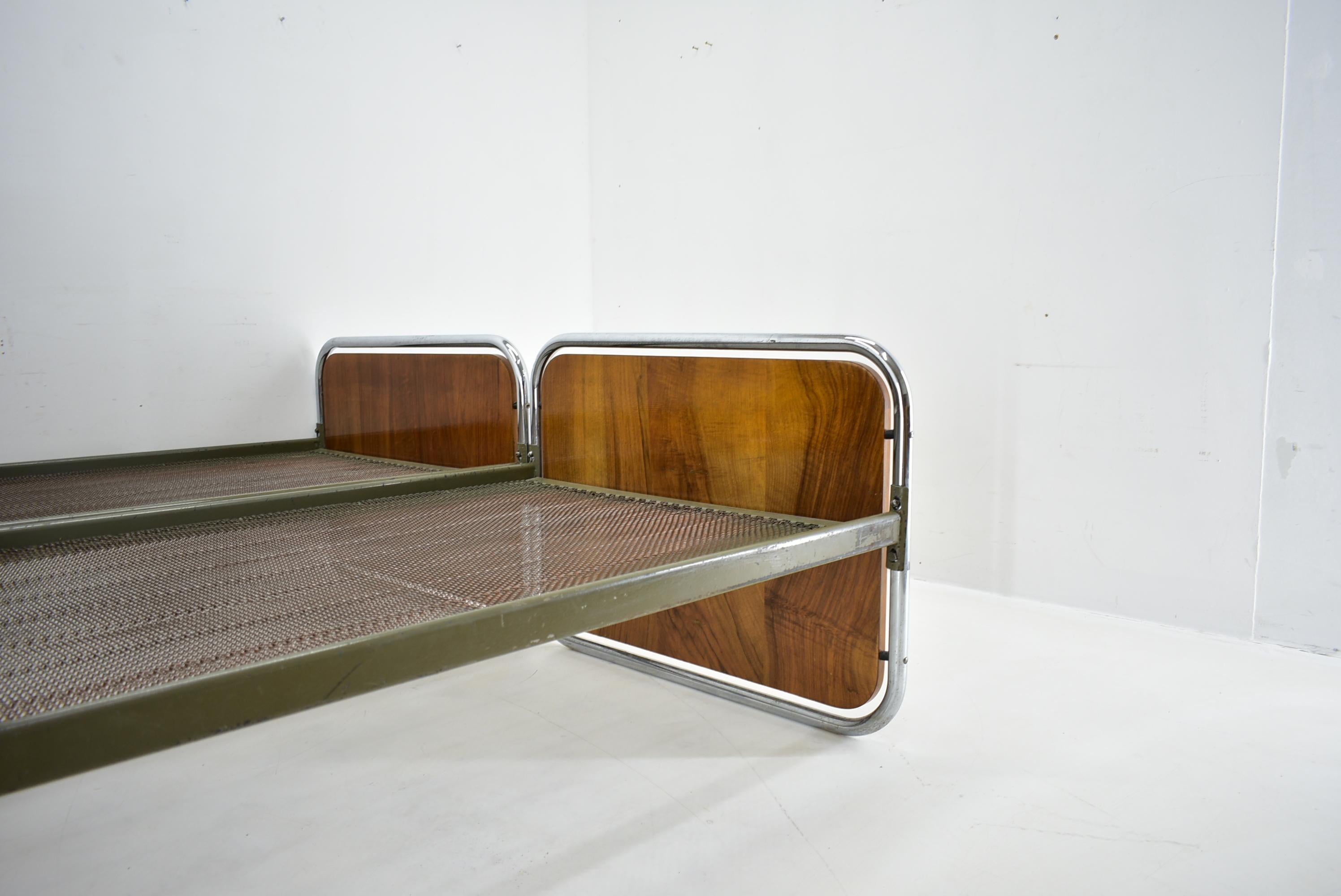 1930´S Bauhaus Tubular Steel Beds, by Beck Arnošt for Mucke-Melder 9