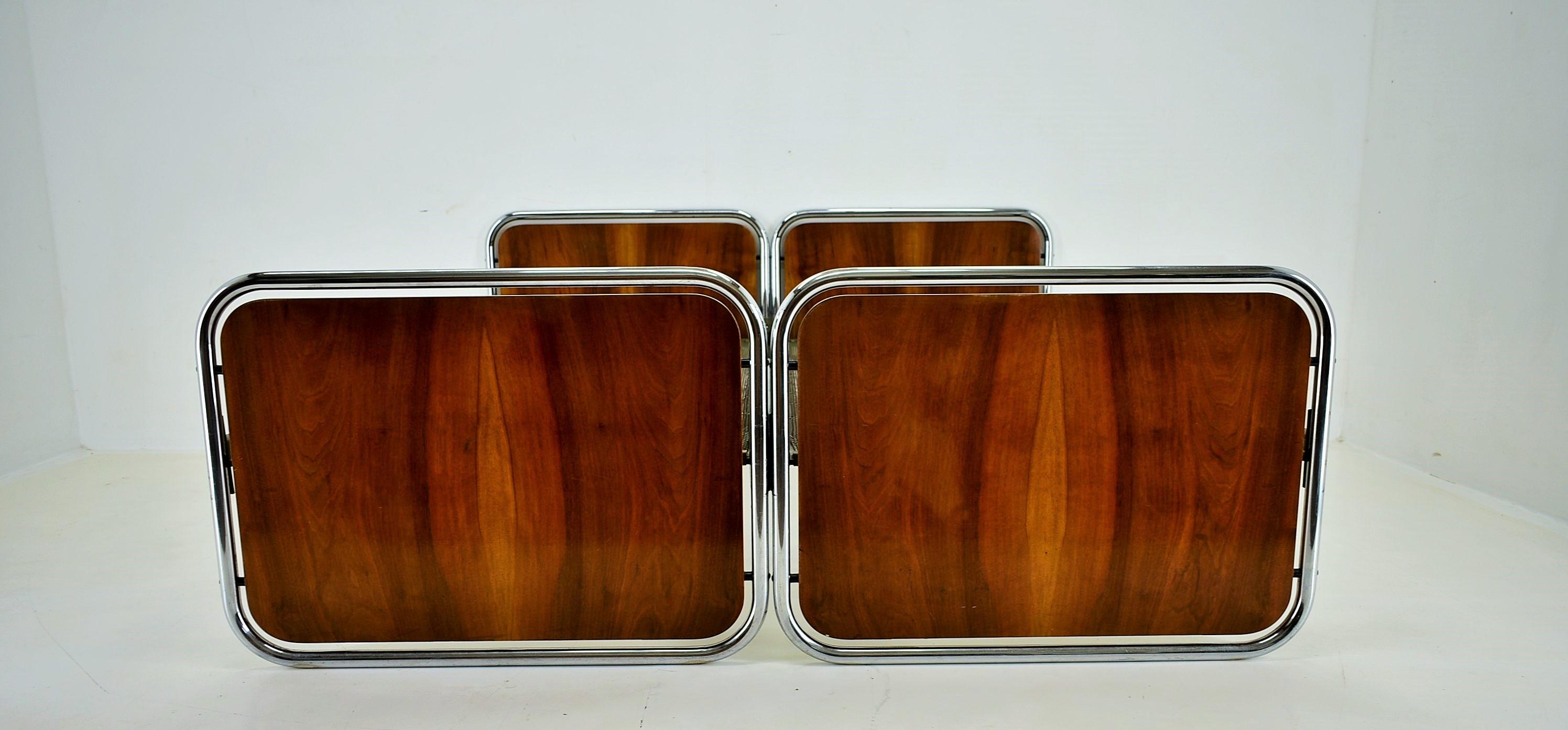 seat height 38cm
good original condition 
polished