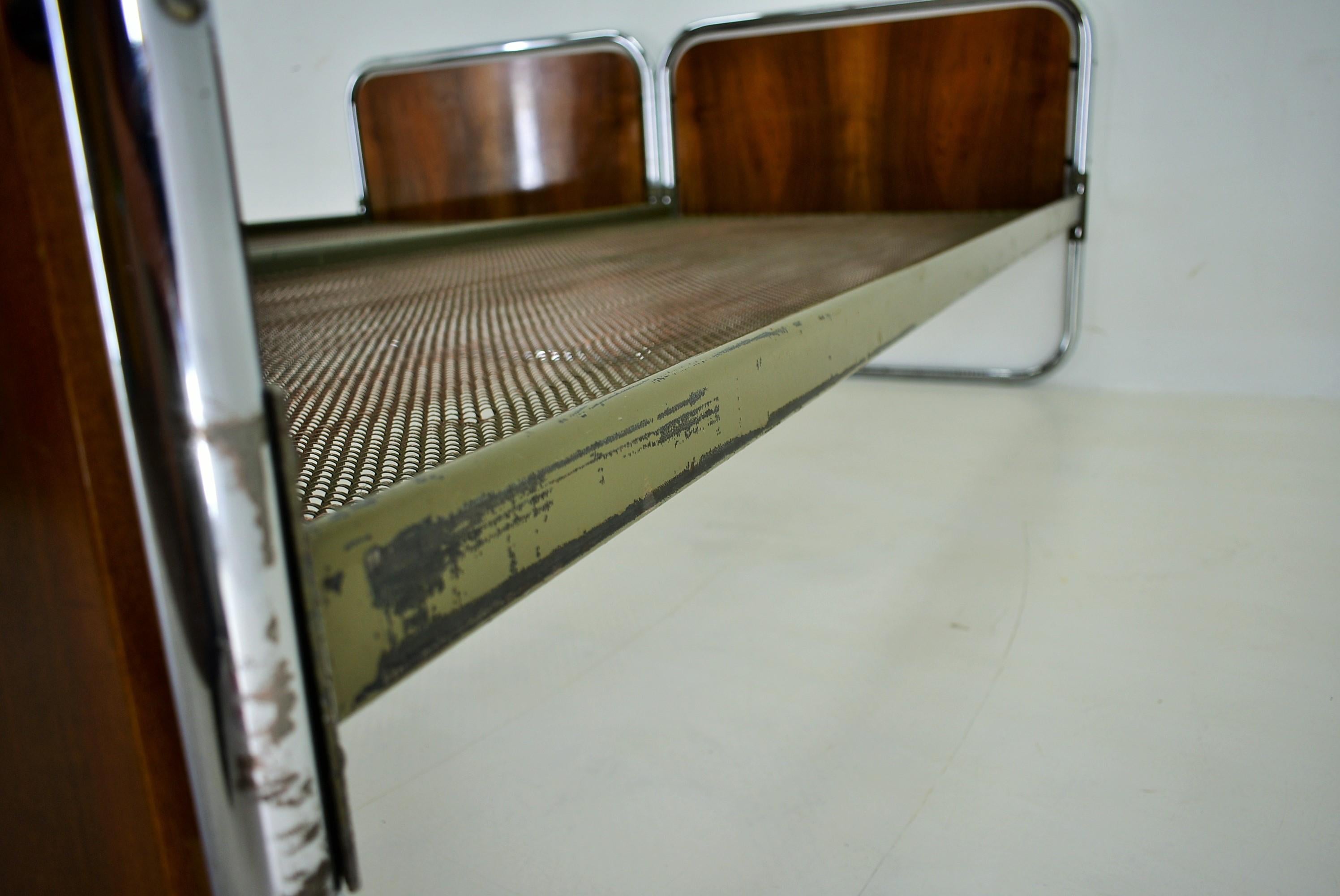 1930´S Bauhaus Tubular Steel Beds, by Beck Arnošt for Mucke-Melder 2