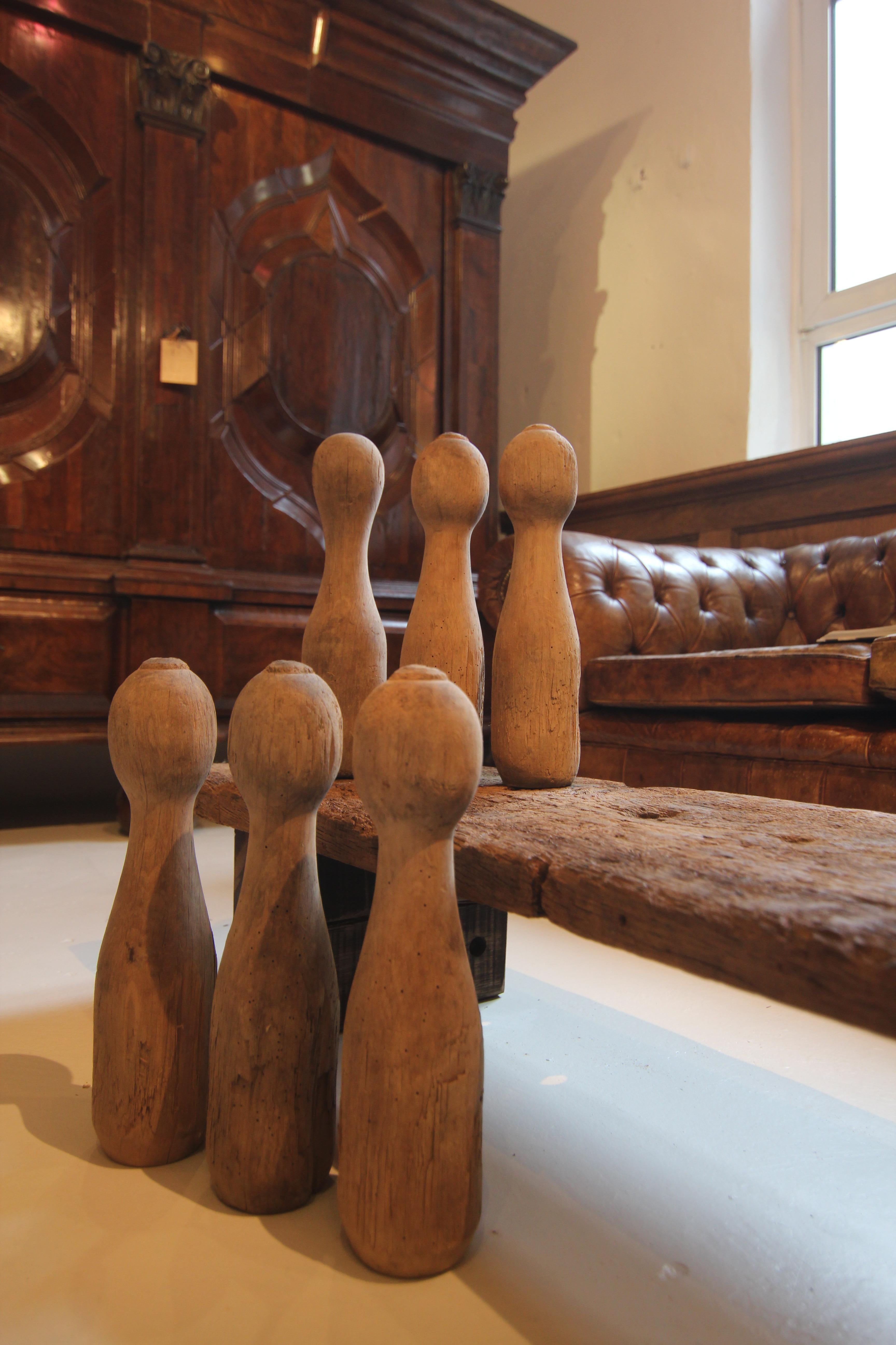 Perni da bowling in legno del 1930, set di 6 pezzi in vendita 13