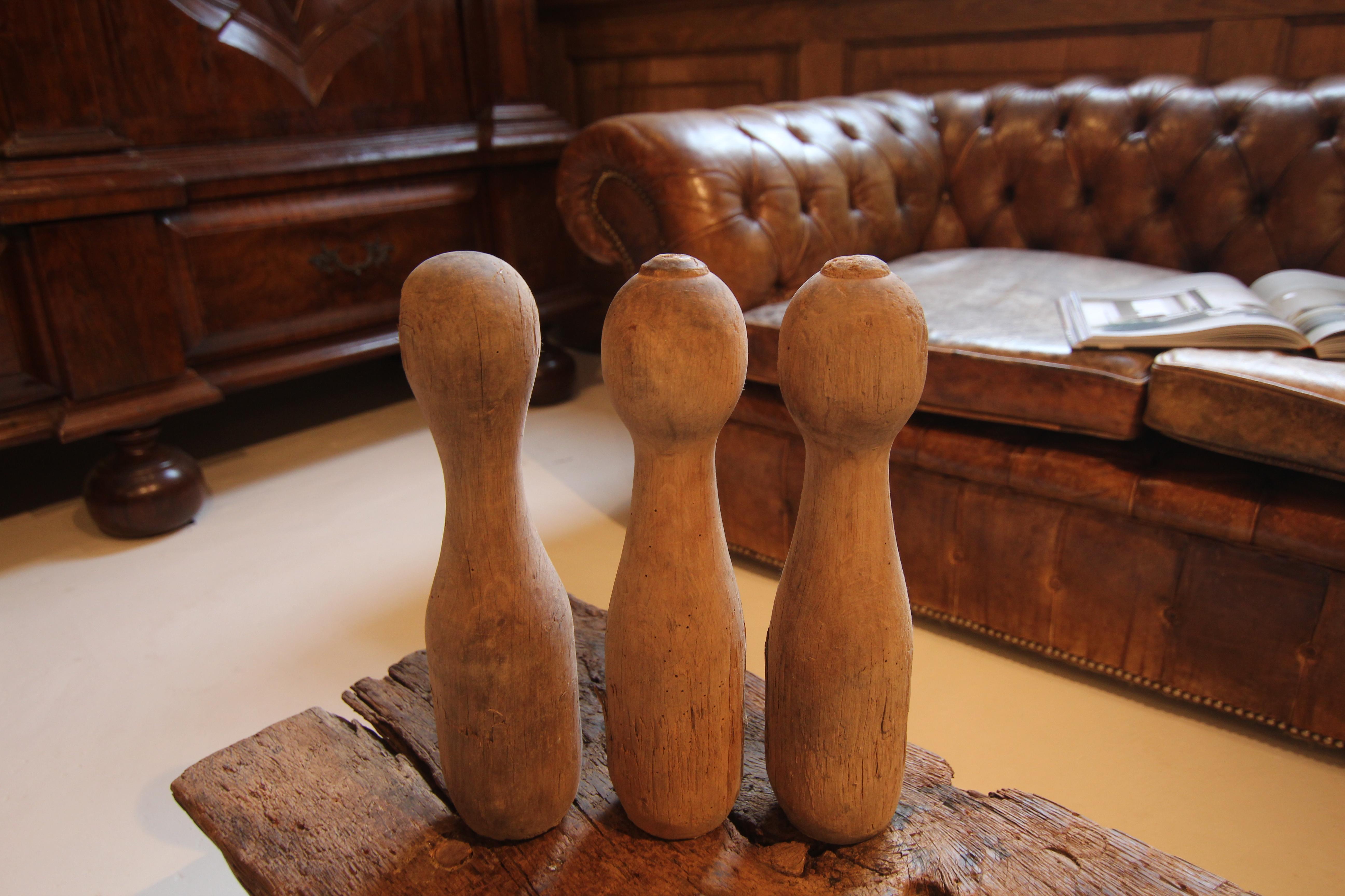 Legno Perni da bowling in legno del 1930, set di 6 pezzi in vendita