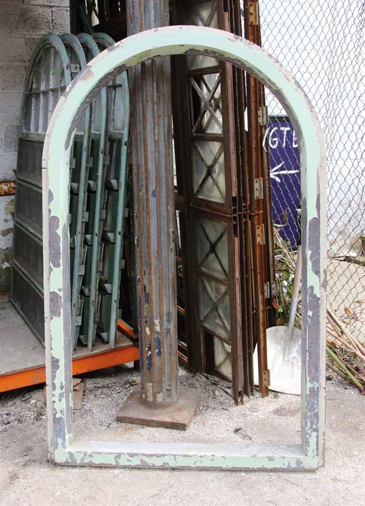 American 1930 Steel Palladian Window with Horizontal Openings and Frame from New Jersey