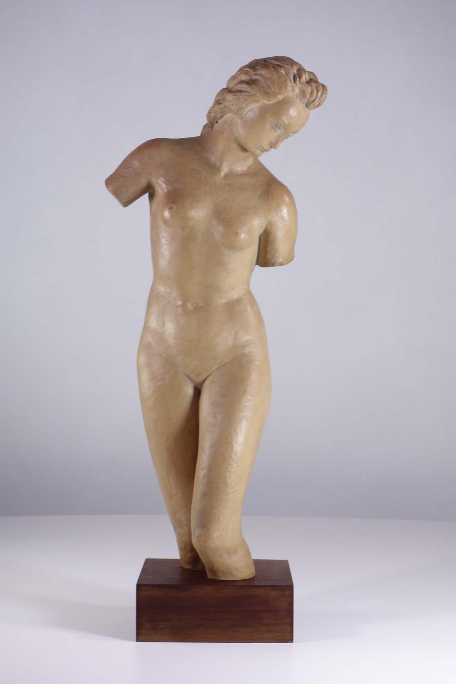 1930 Ugo Zaccagnini Escultura de cerámica Art Decó Mujer desnuda de barro en Excelente estado para la venta en Brescia, IT