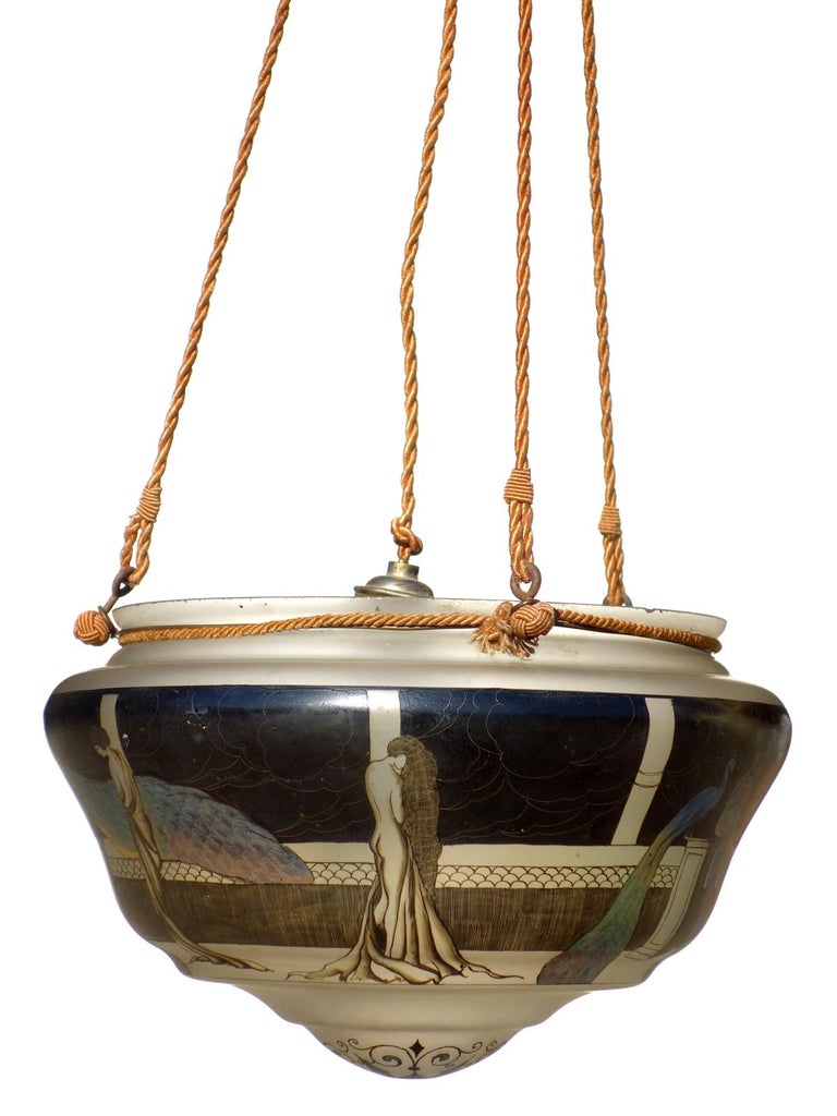 Art deco ceiling lamp
Hand Painted frosted glass and silk cord
Excellent condiction, just micro chip on the edge (look the picture)
H glass : 22 cm diam glass 25 cm h lamp: 100 cm
Perfect working order
Rare object.