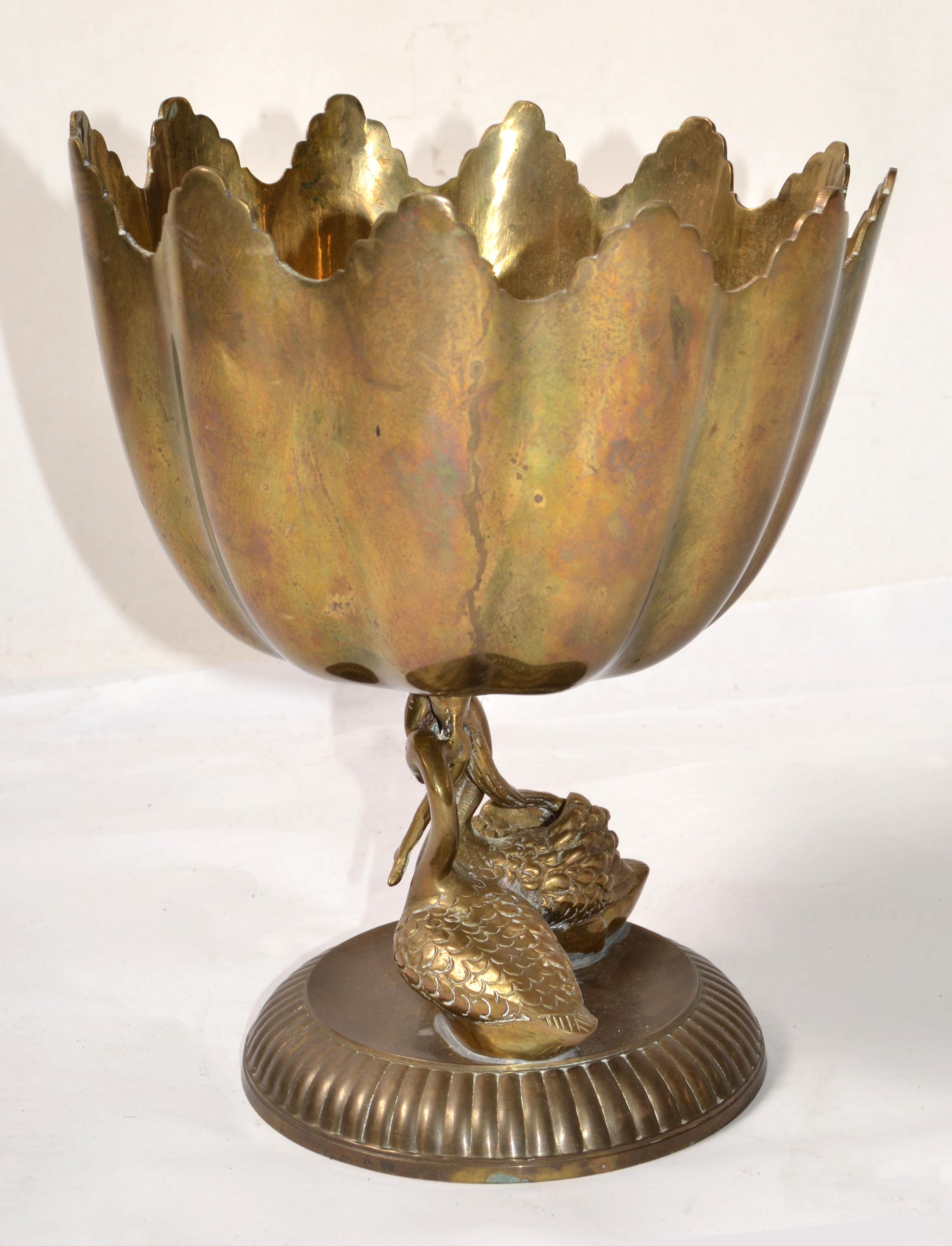 Regency 1930 Victorian Heavy Bronze 2 Swans Pedestal Bowl Antique Patina Handmade India For Sale
