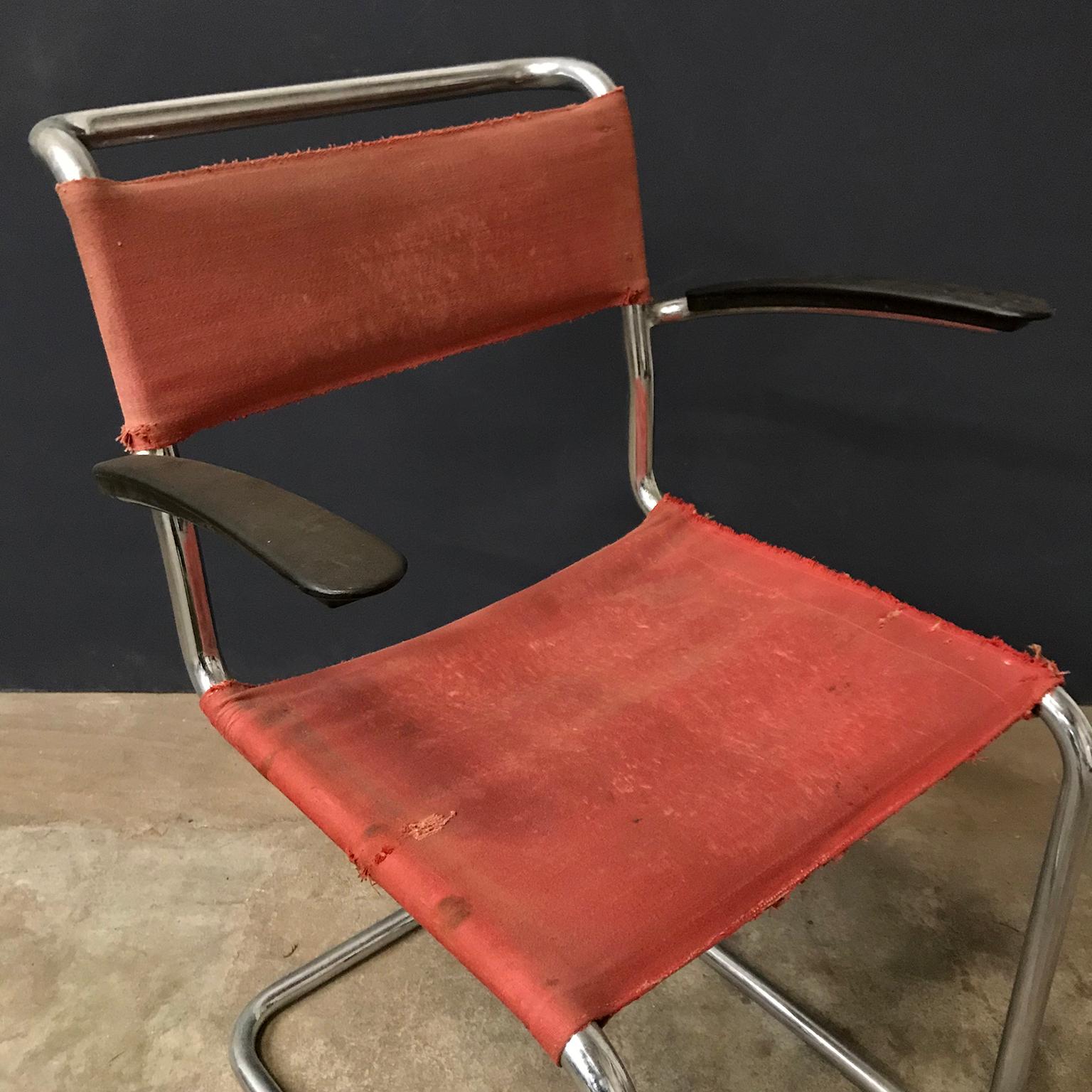 Métal 1930, W.H. Gispen, pour Gispen Culemborg, chaise de salle à manger n° 204 en toile rouge en vente