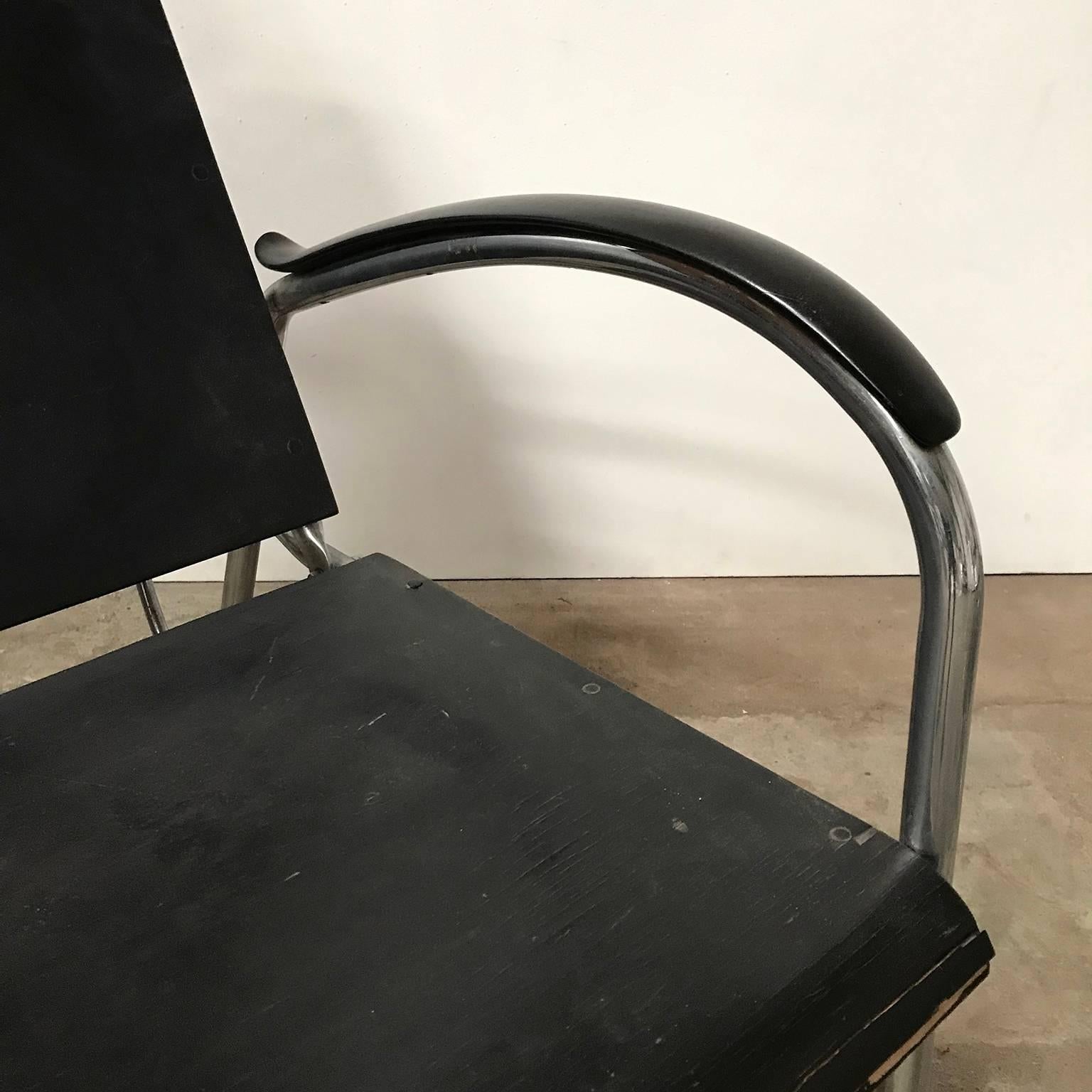 1930, W.H. Gispen for Gispen, Unique Barber or Optician Chair, Museum Piece   For Sale 4