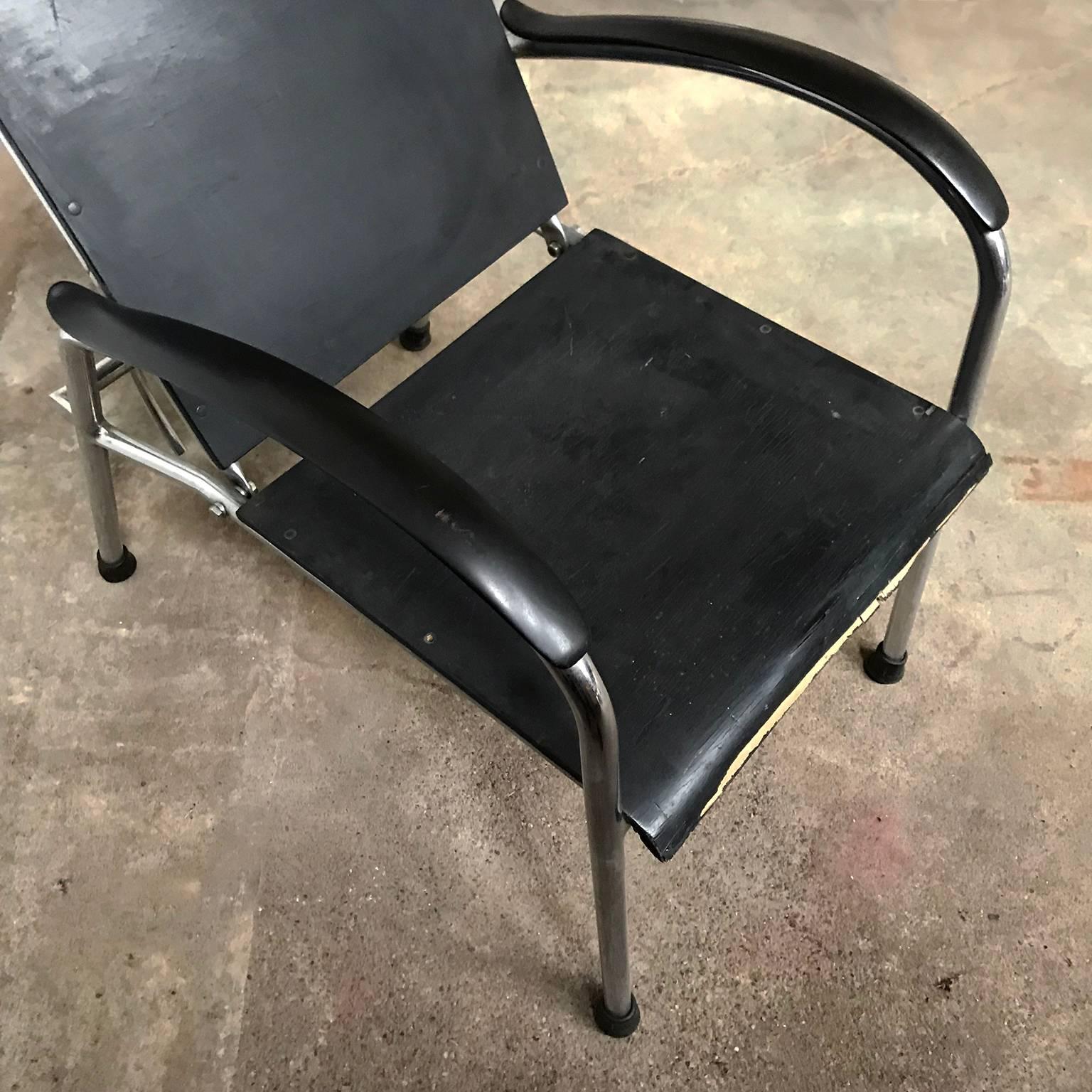 1930, W.H. Gispen for Gispen, Unique Barber or Optician Chair, Museum Piece   For Sale 6