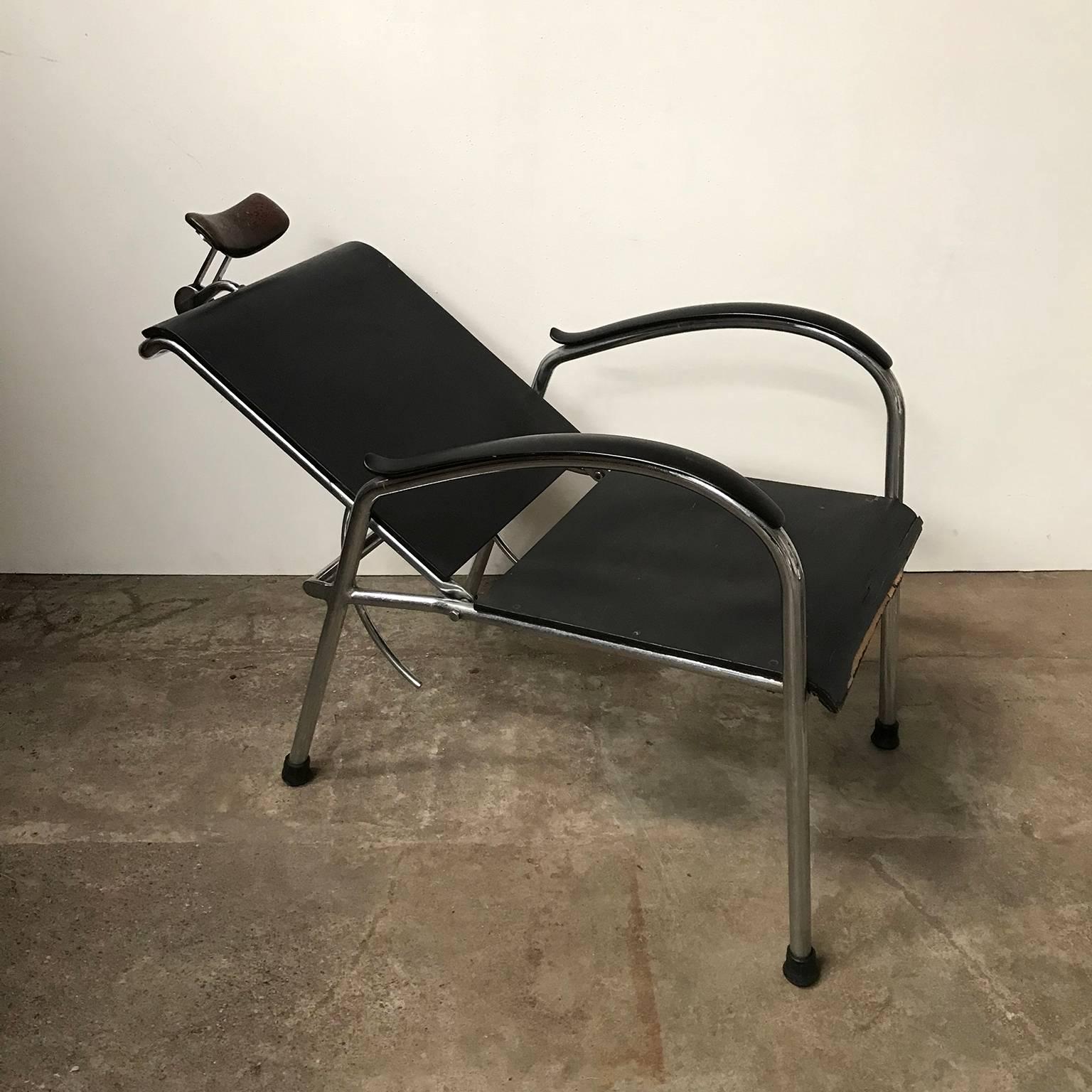 Mid-20th Century 1930, W.H. Gispen for Gispen, Unique Barber or Optician Chair, Museum Piece   For Sale