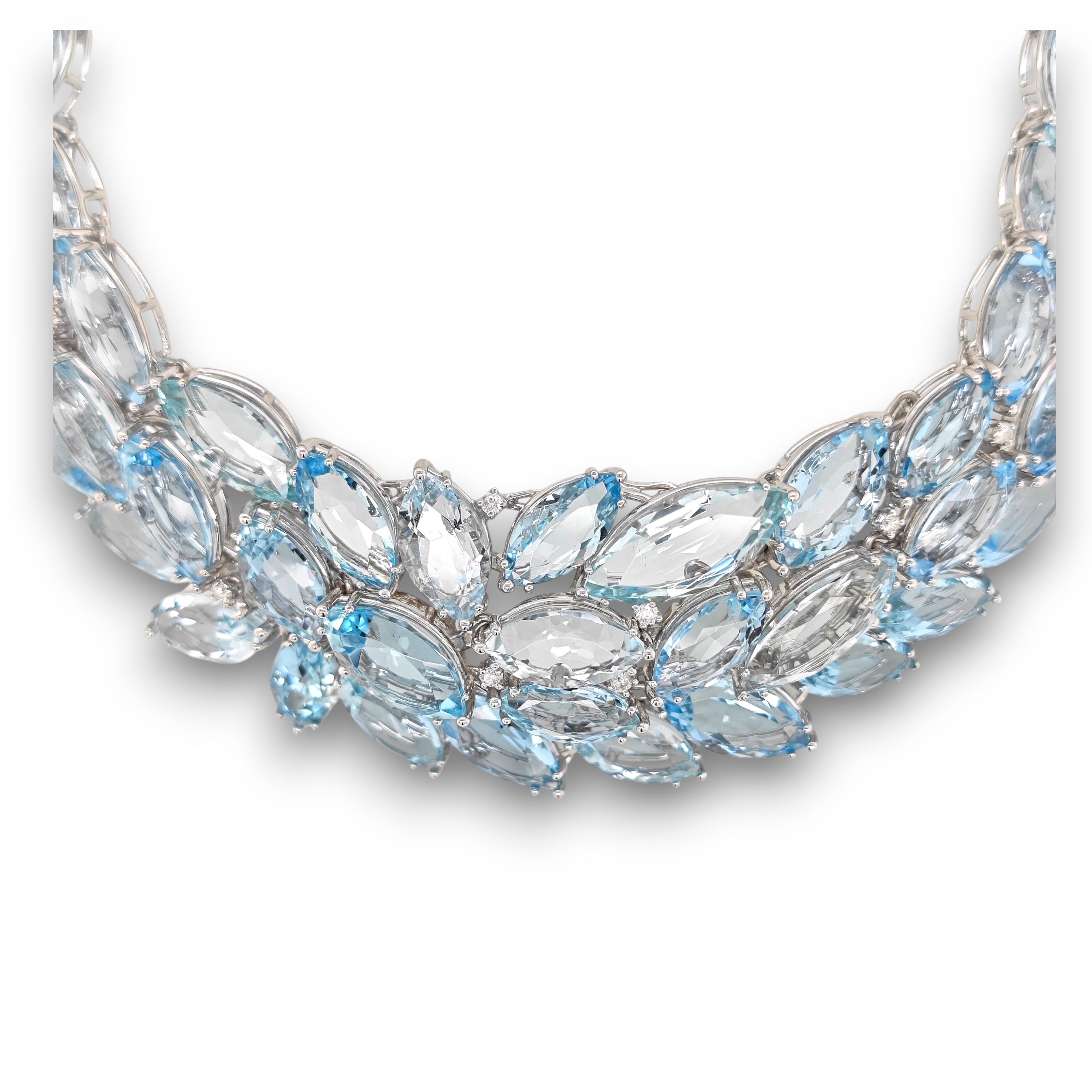 118 Aigue-marine : 192,12 carats
50 diamants blancs ronds : 0.90 Carats
Métal : or blanc 18 carats, 71,30 grammes
