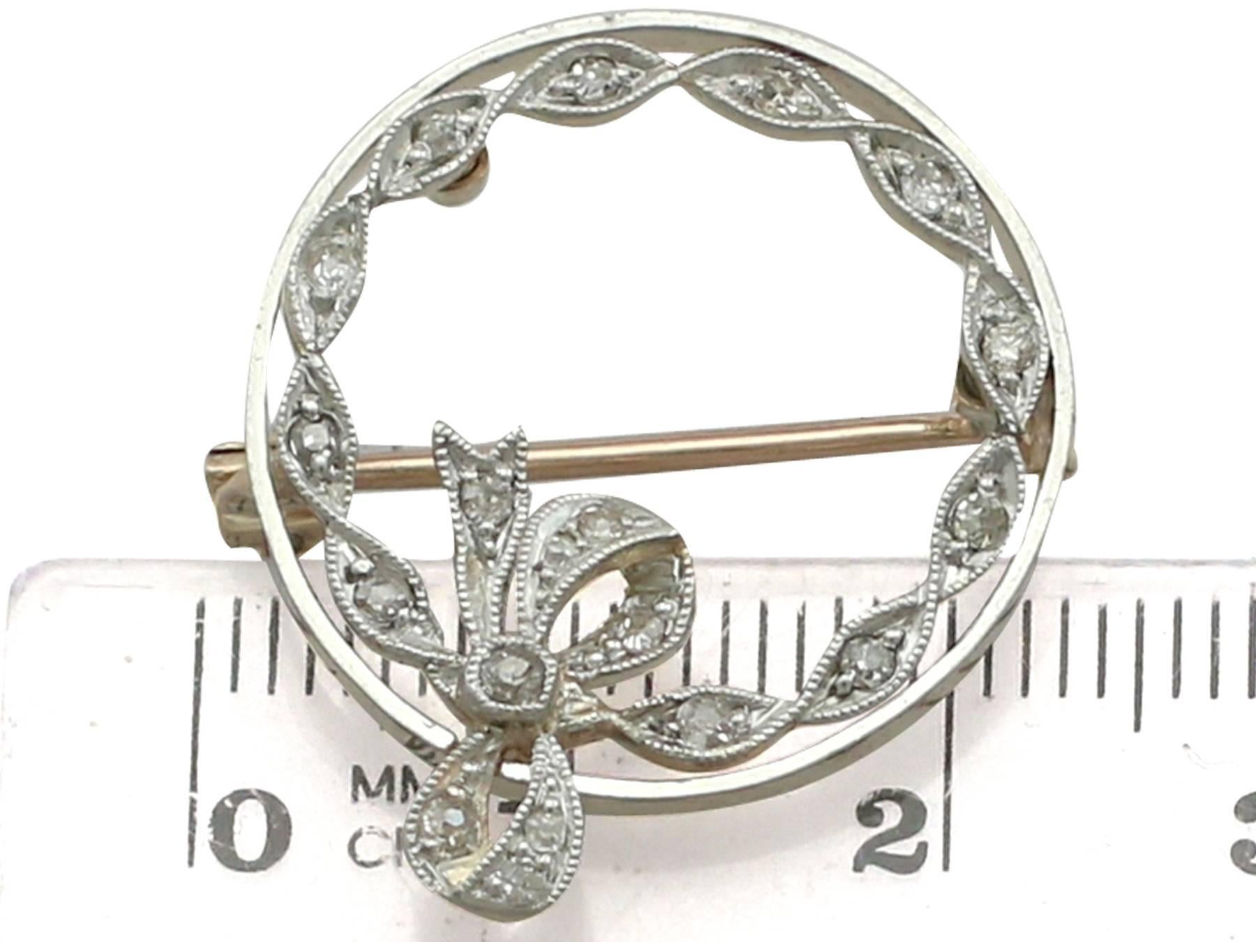1930s Diamond Yellow Gold Platinum Set Bow Brooch For Sale 2