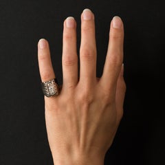 1930s Art Deco 0.90 Carat Diamonds 18 Karat White Gold Signet Ring