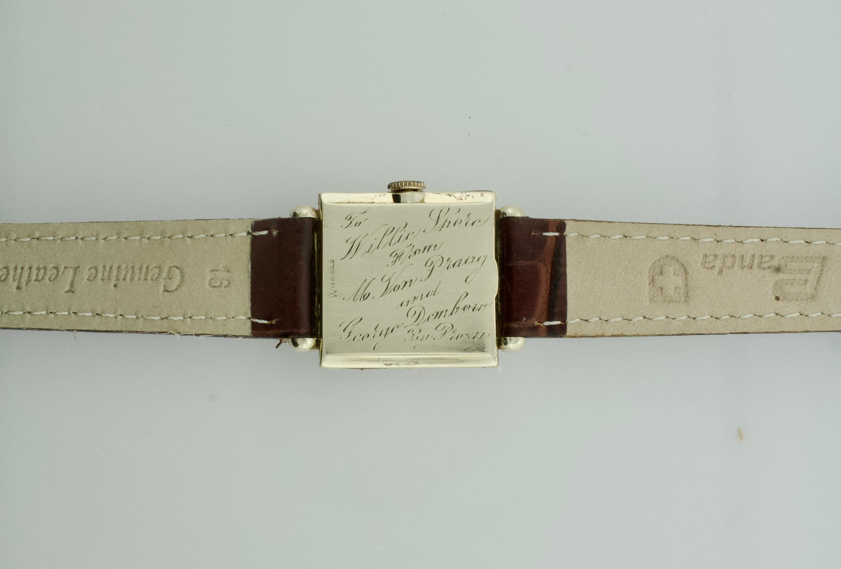 Orologio da polso Waltham Art Deco in oro 14k del 1930 con incisione storica in vendita 1
