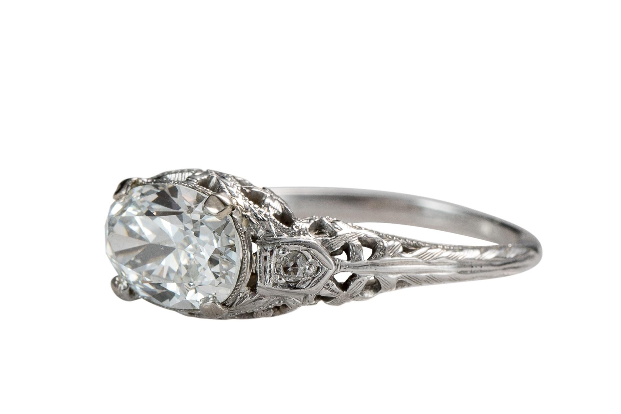 Art Deco 1930s 1.6 Carat Oval Diamond Engagement Ring, 18 Karat Gold