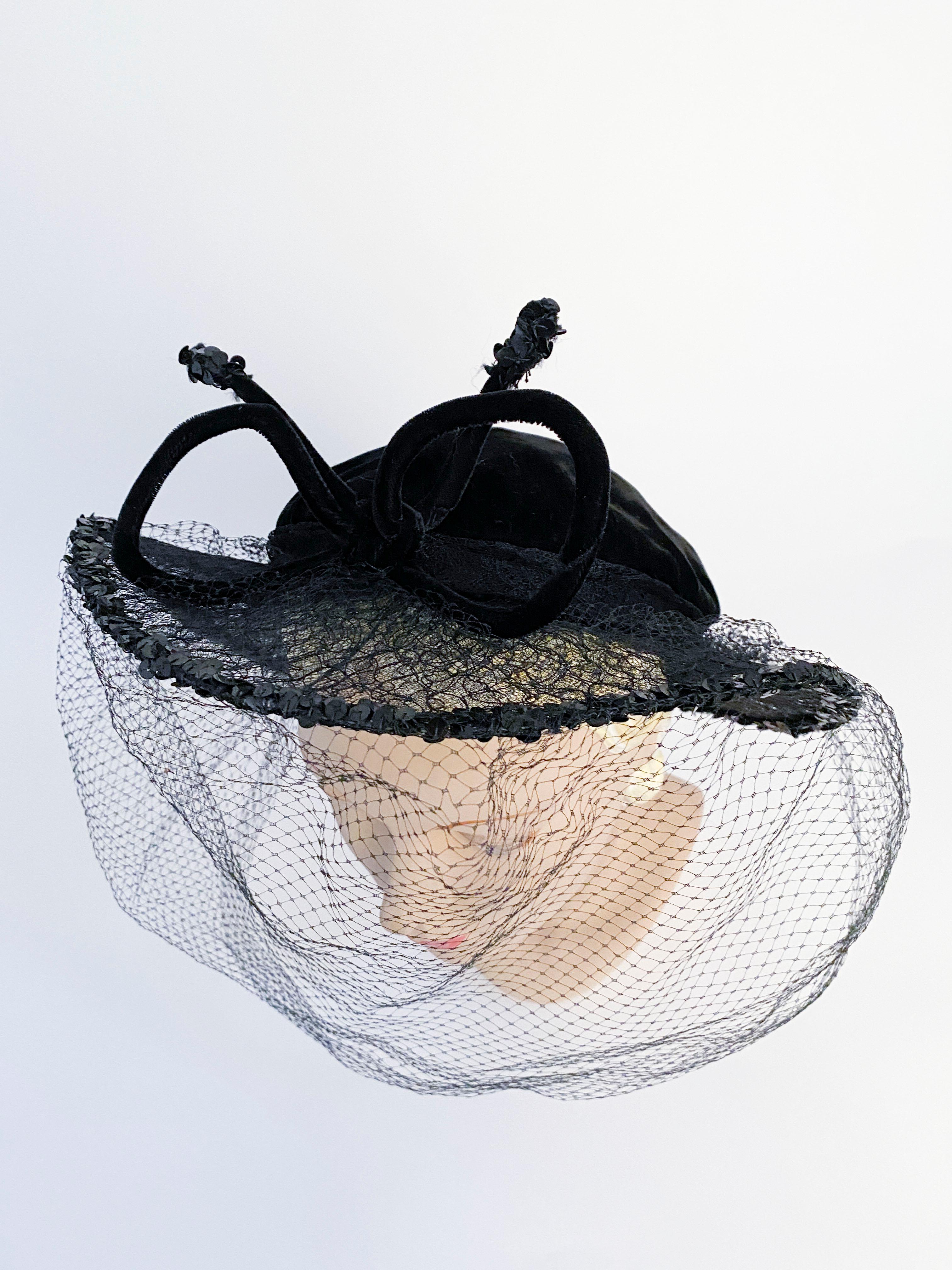hat with lace veil