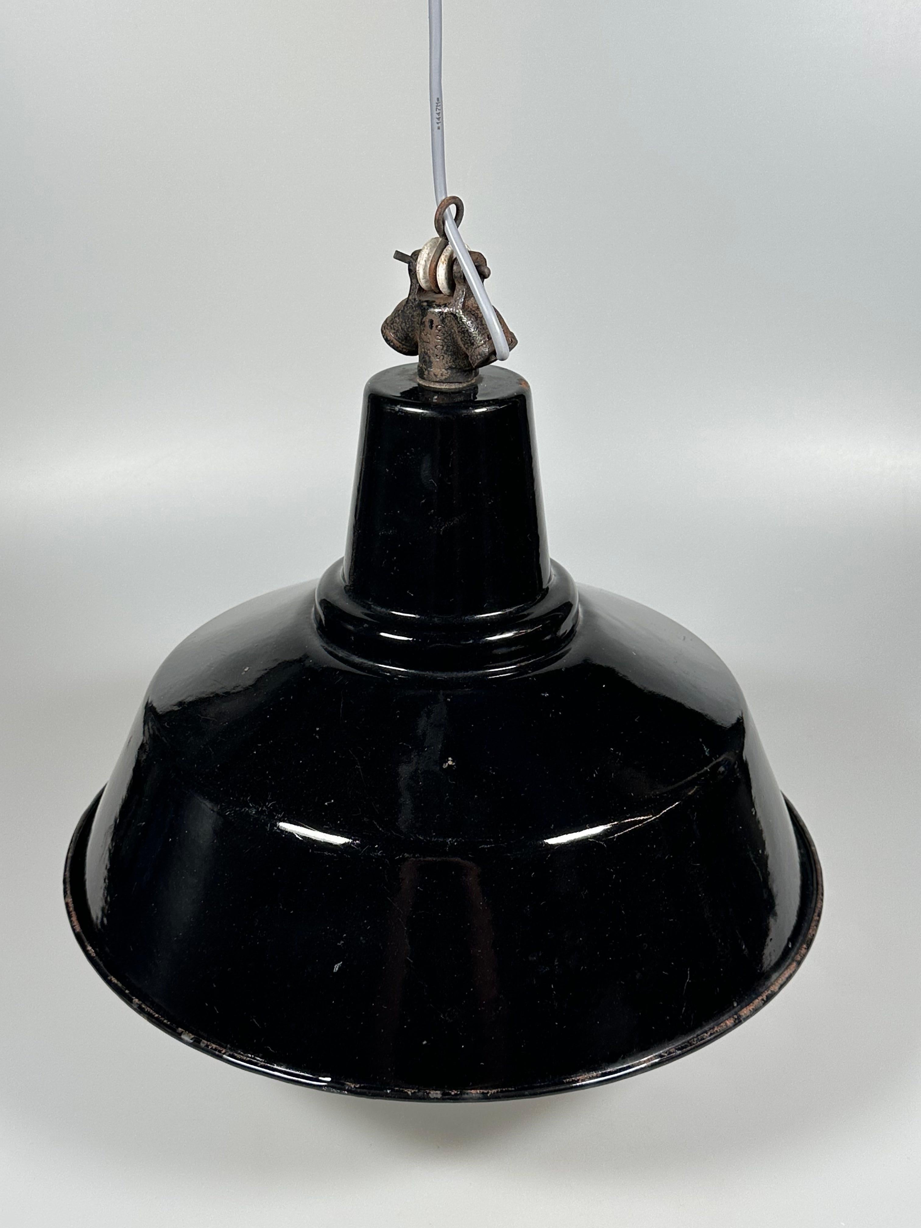 German 1930s/1940s Ceiling Lamp Industrial Lamp Enamel Loft Metal Bauhaus Design For Sale