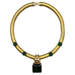 1930s / 1940s Gold and Emerald Glass Art Deco Omega Link Necklace