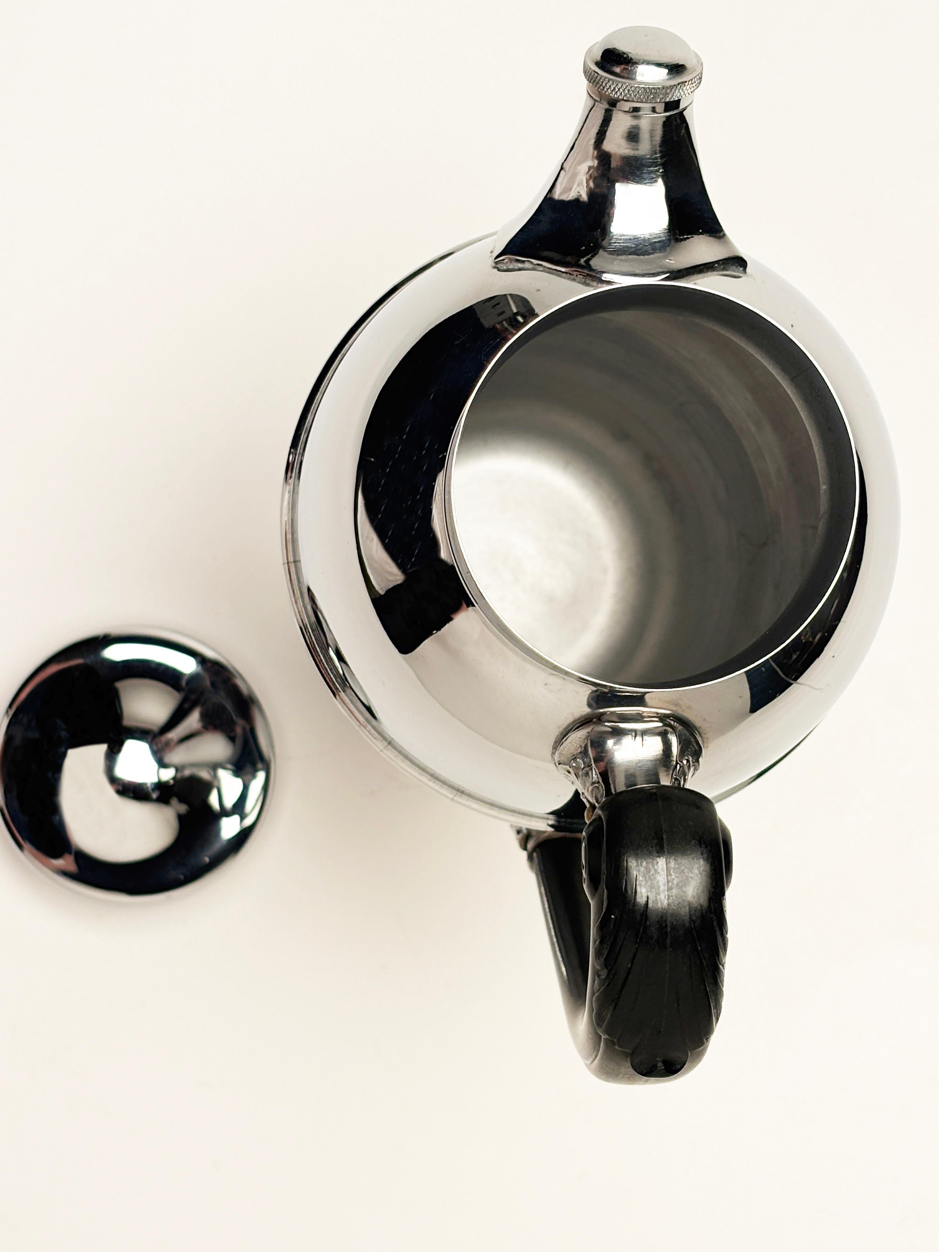 Shaker Art déco des années 1930-1950 avec poignée en bakélite en vente 9