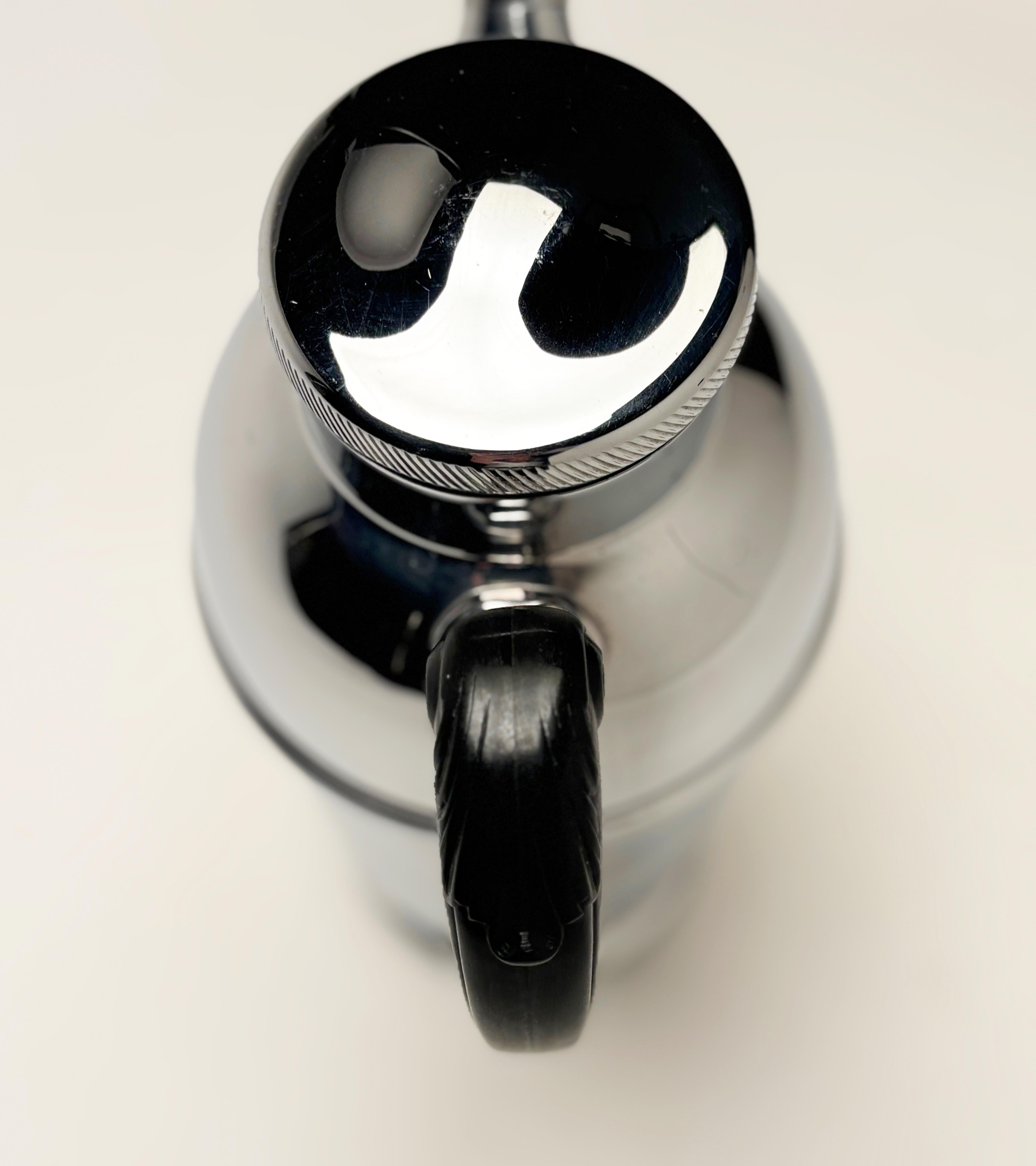 Shaker Art déco des années 1930-1950 avec poignée en bakélite en vente 13