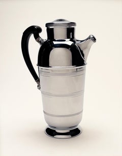 Shakers da cocktail Art Deco degli anni 1930-1950 con manico in bachelite