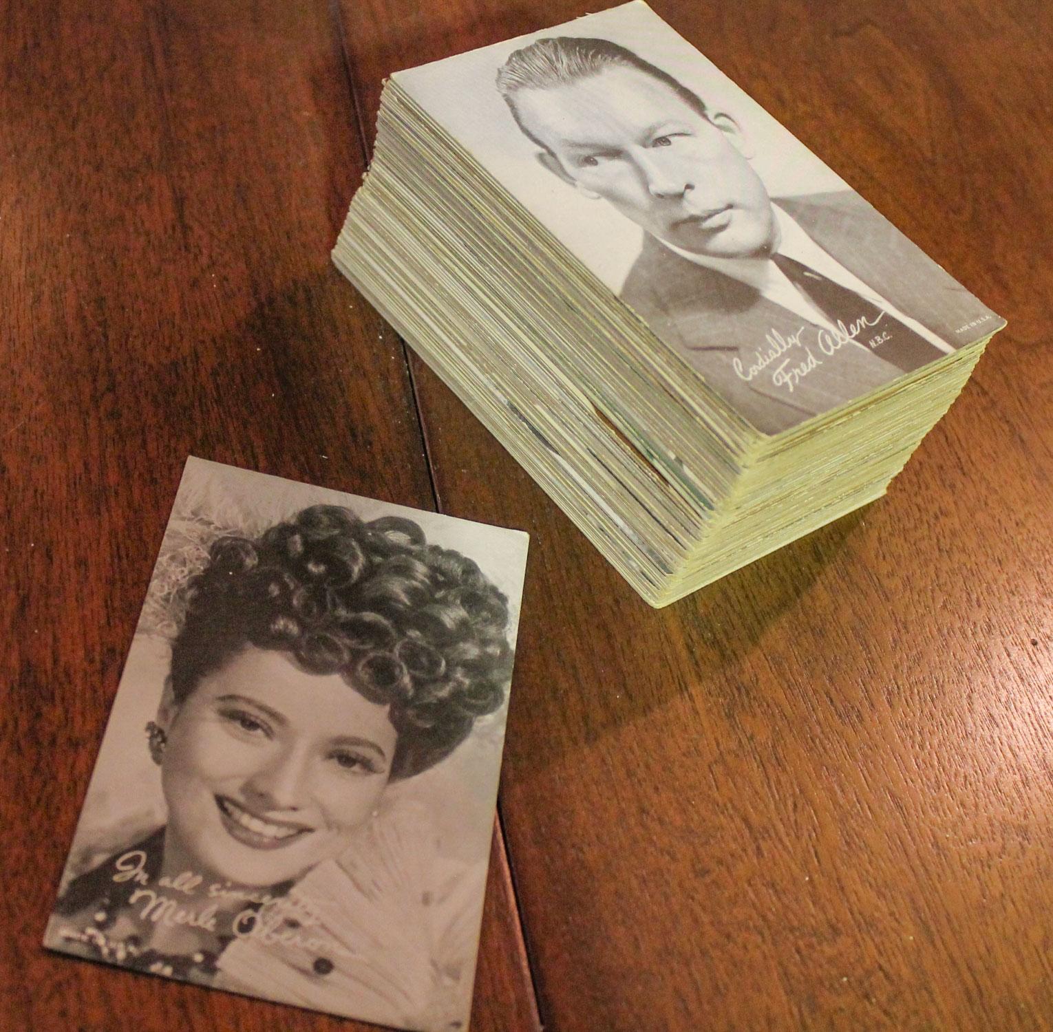 1930’s-1950’s Collection of 95 Vintage Movie Star Penny Arcade Trading Cards For Sale 10