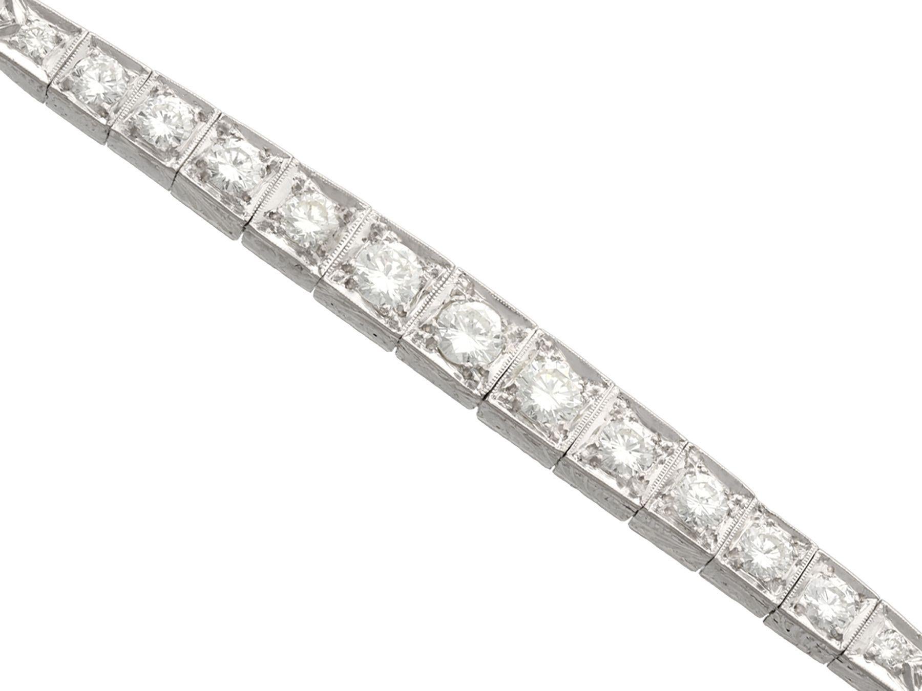 Round Cut 1930s 2.02 Carat Diamond White Gold Bracelet