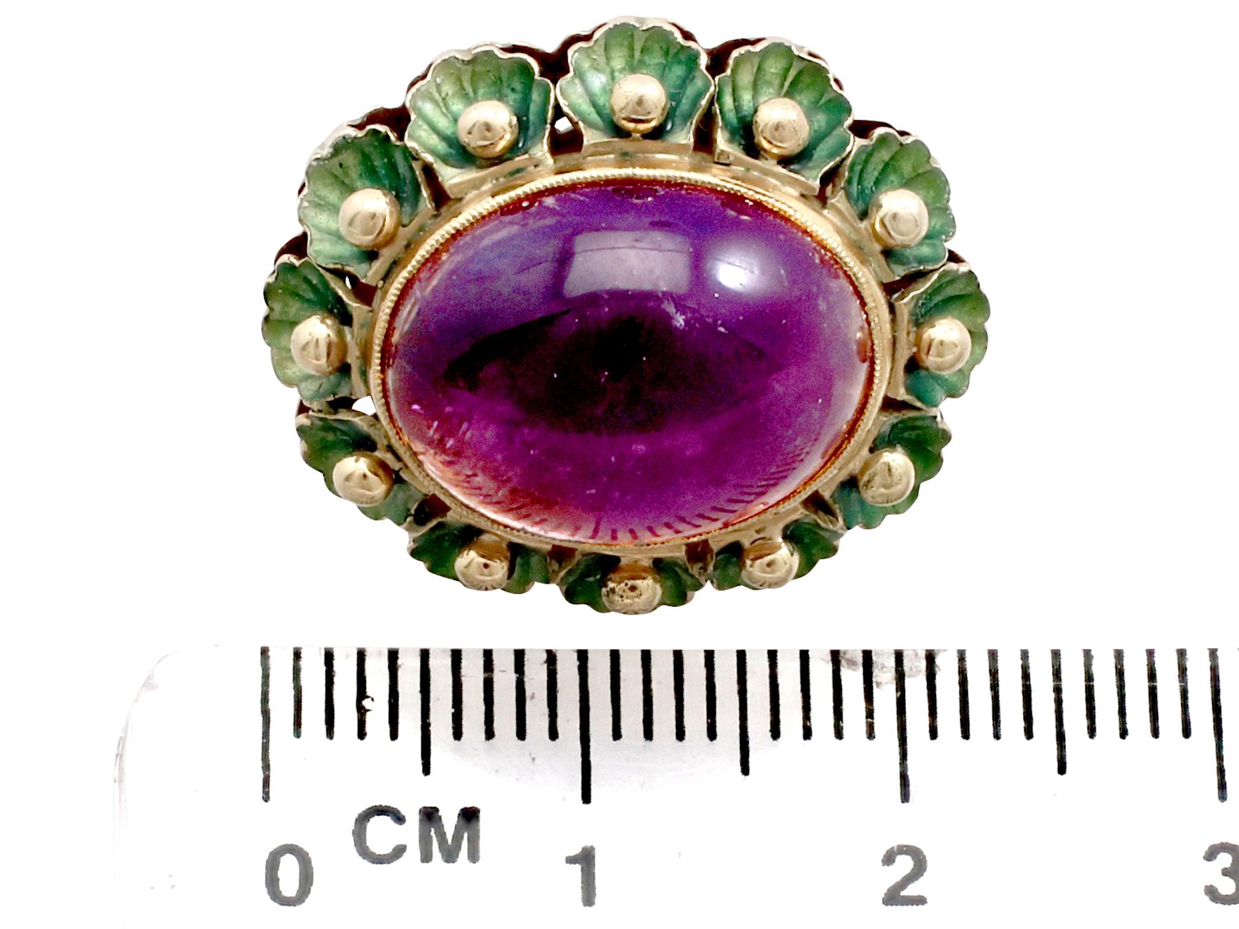 1930s 39.82 Carat Cabochon Cut Amethyst Green Enamel Gold Jewelry Set For Sale 12