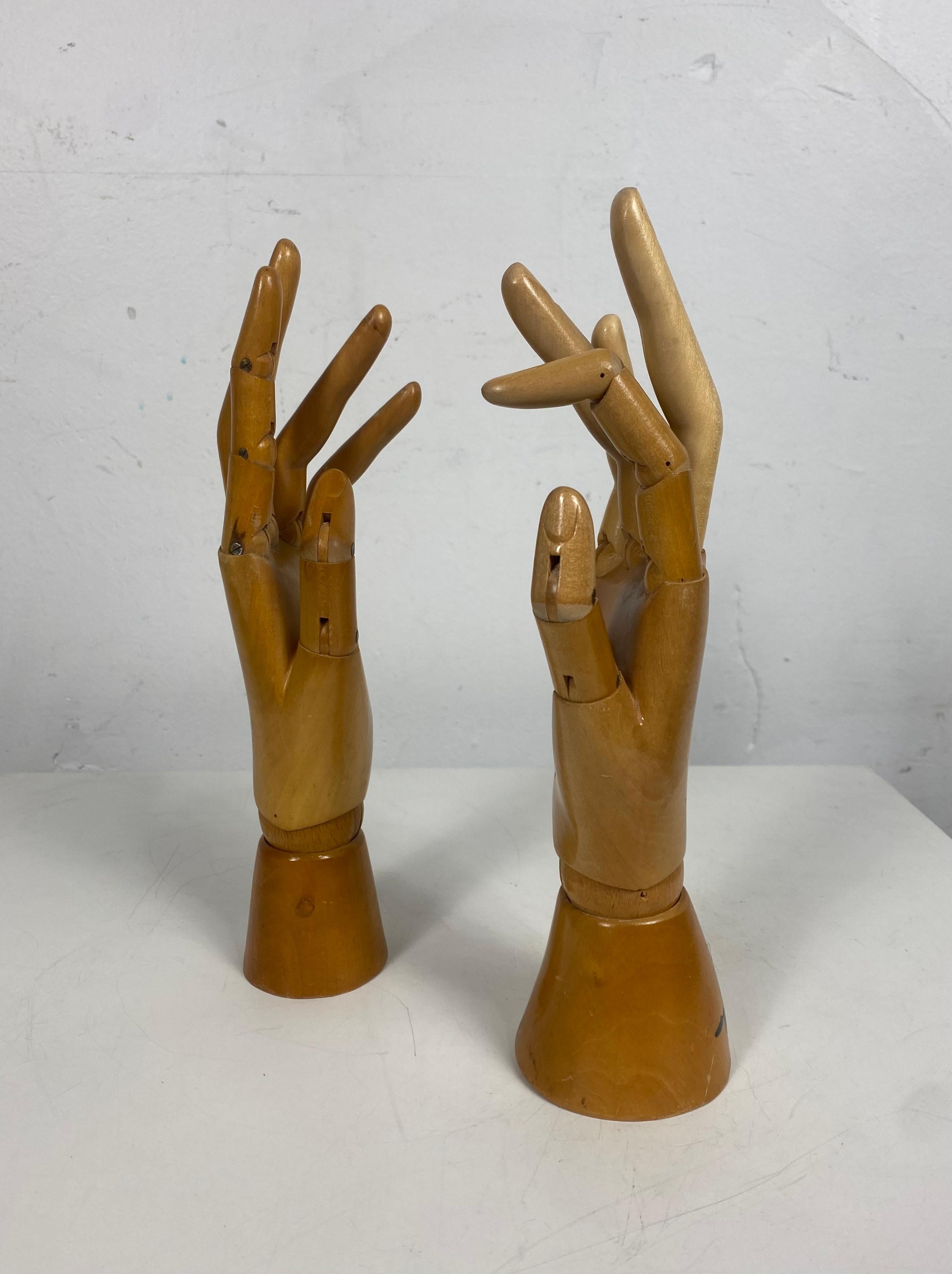 1930s/ 1940s Articulated Wooden Hands, Artist Model, Drawing Tool, Belgium In Good Condition In Buffalo, NY