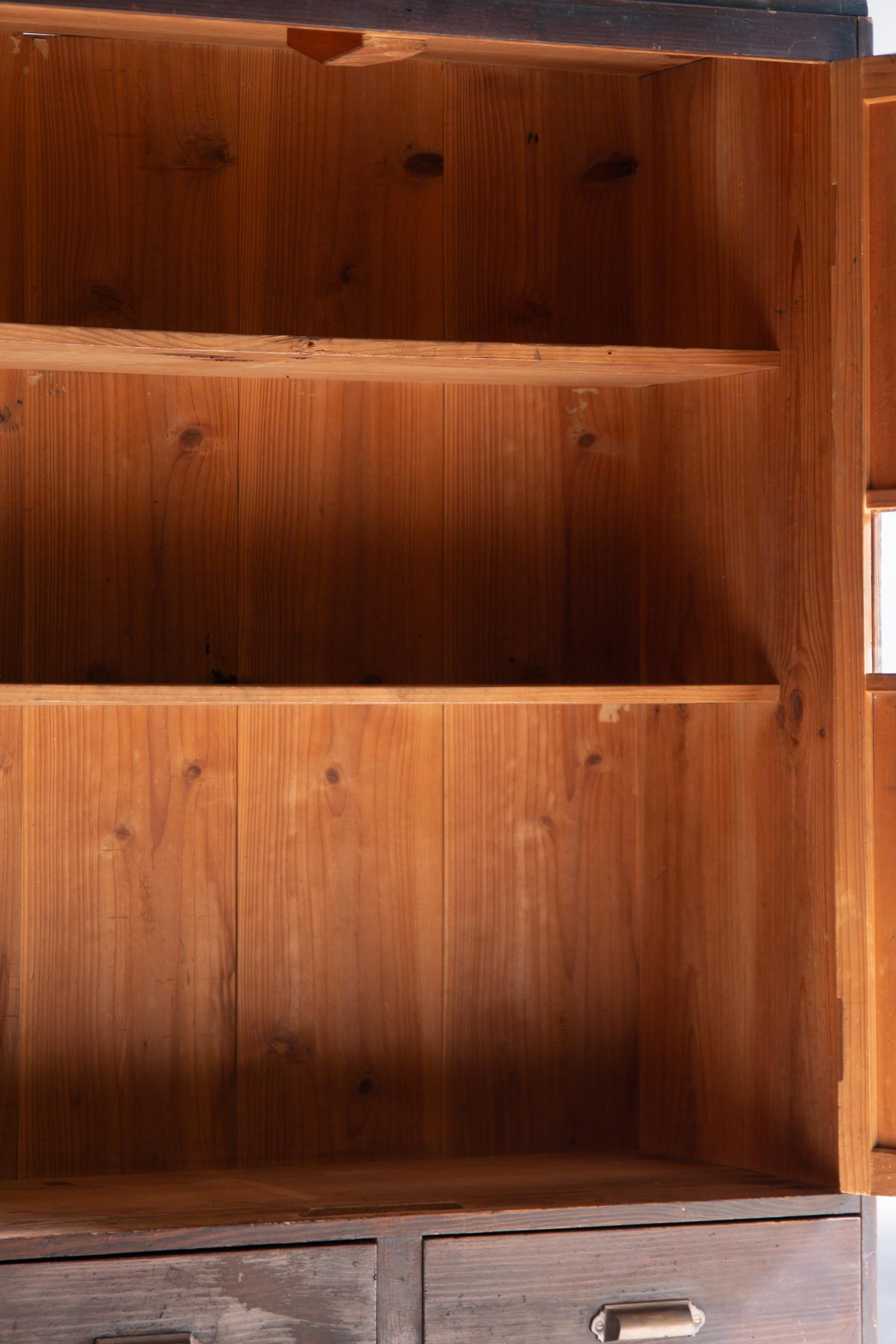 1930s - 1940s Japanese antique mid-size closet with drawers, wabi sabi organic For Sale 1