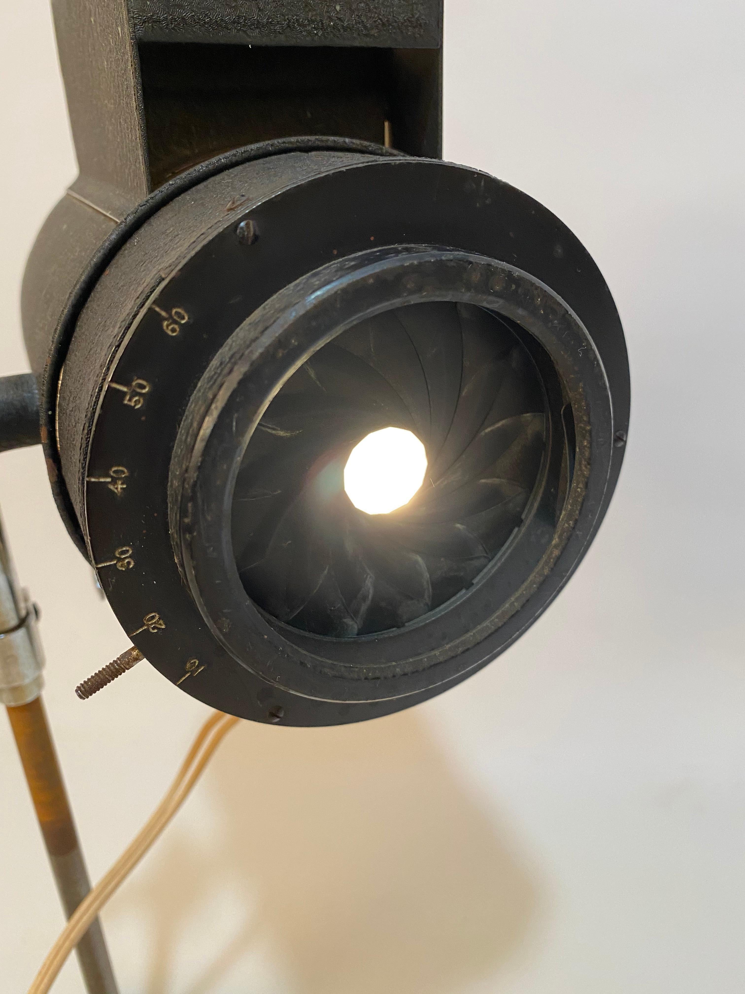 1930s Adjustable Spot Light Task Lamp For Sale 4