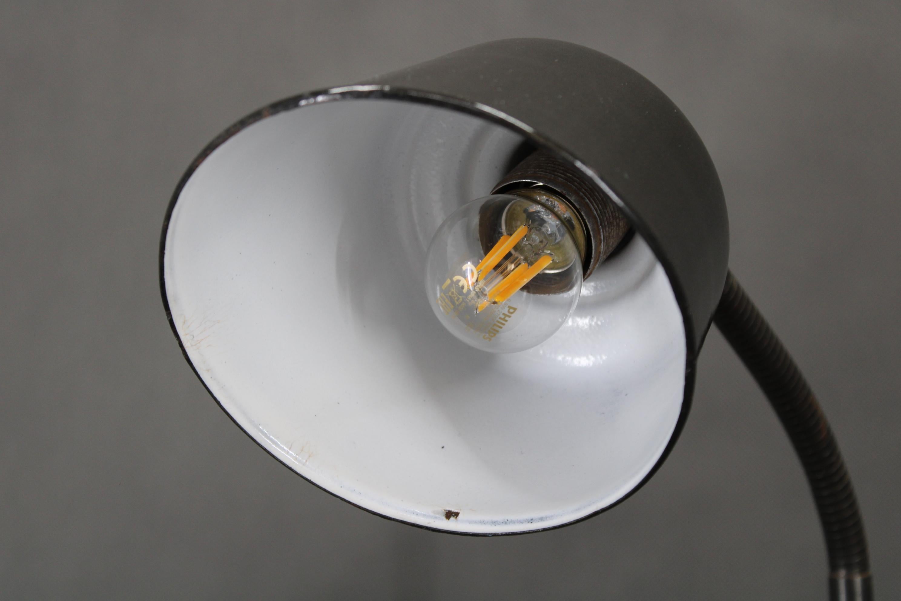 Lampada da tavolo regolabile degli anni '30, Cecoslovacchia in vendita 2