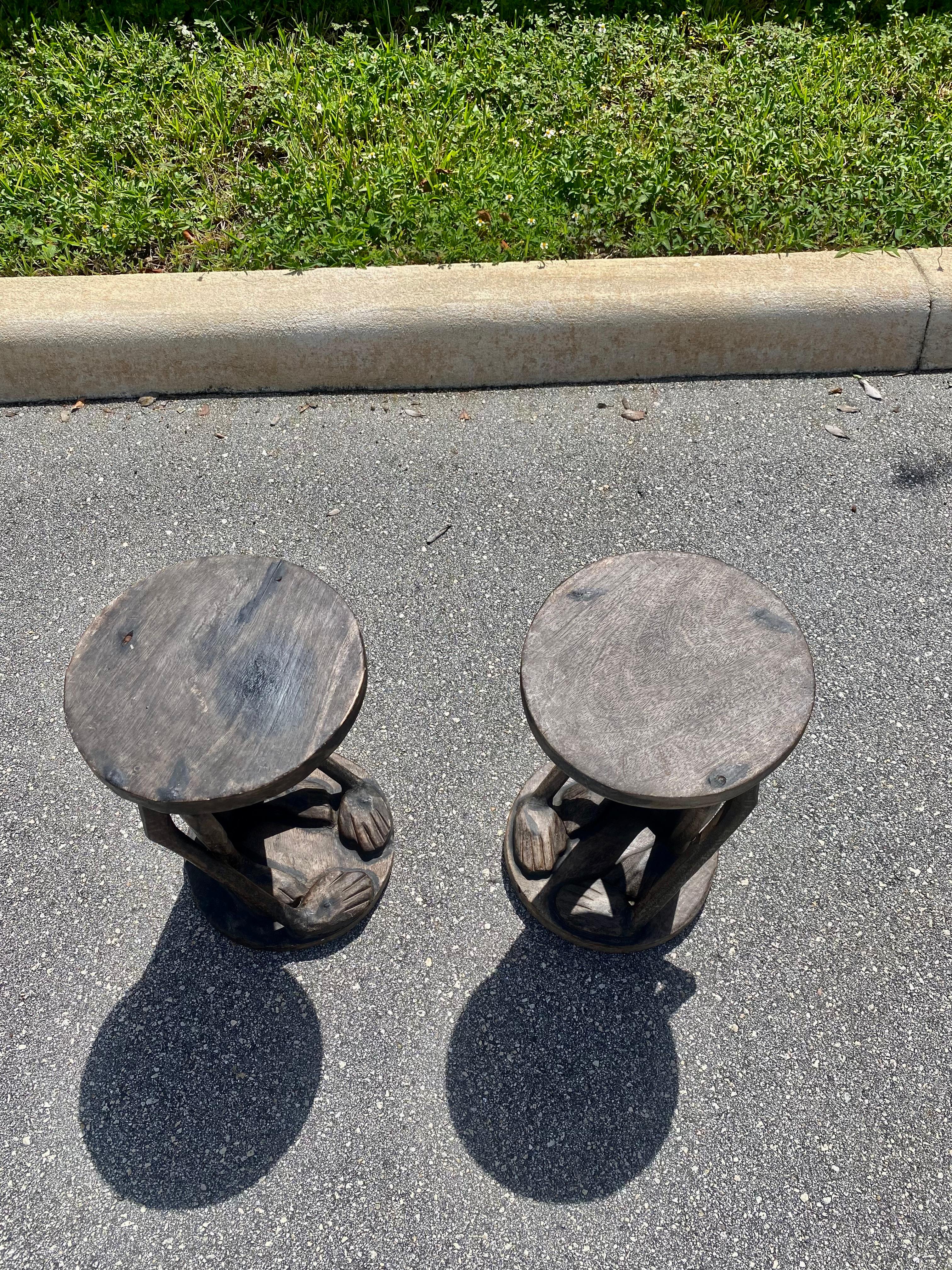 1930s African Figurative Folk Art Carved Wood Stools Table, Set of 2 For Sale 3