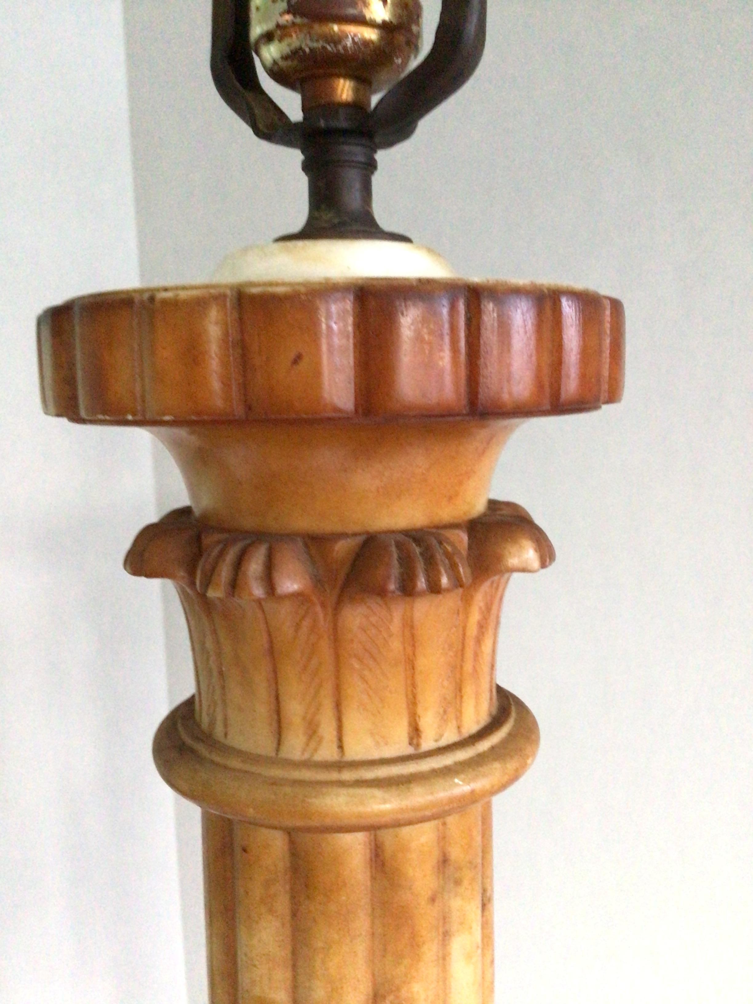 Mid-20th Century 1930s Alabaster Patinated Beige Column Lamp For Sale