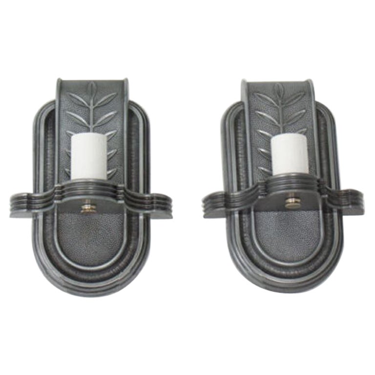 Pareja de apliques Art Decó de aluminio de 1930