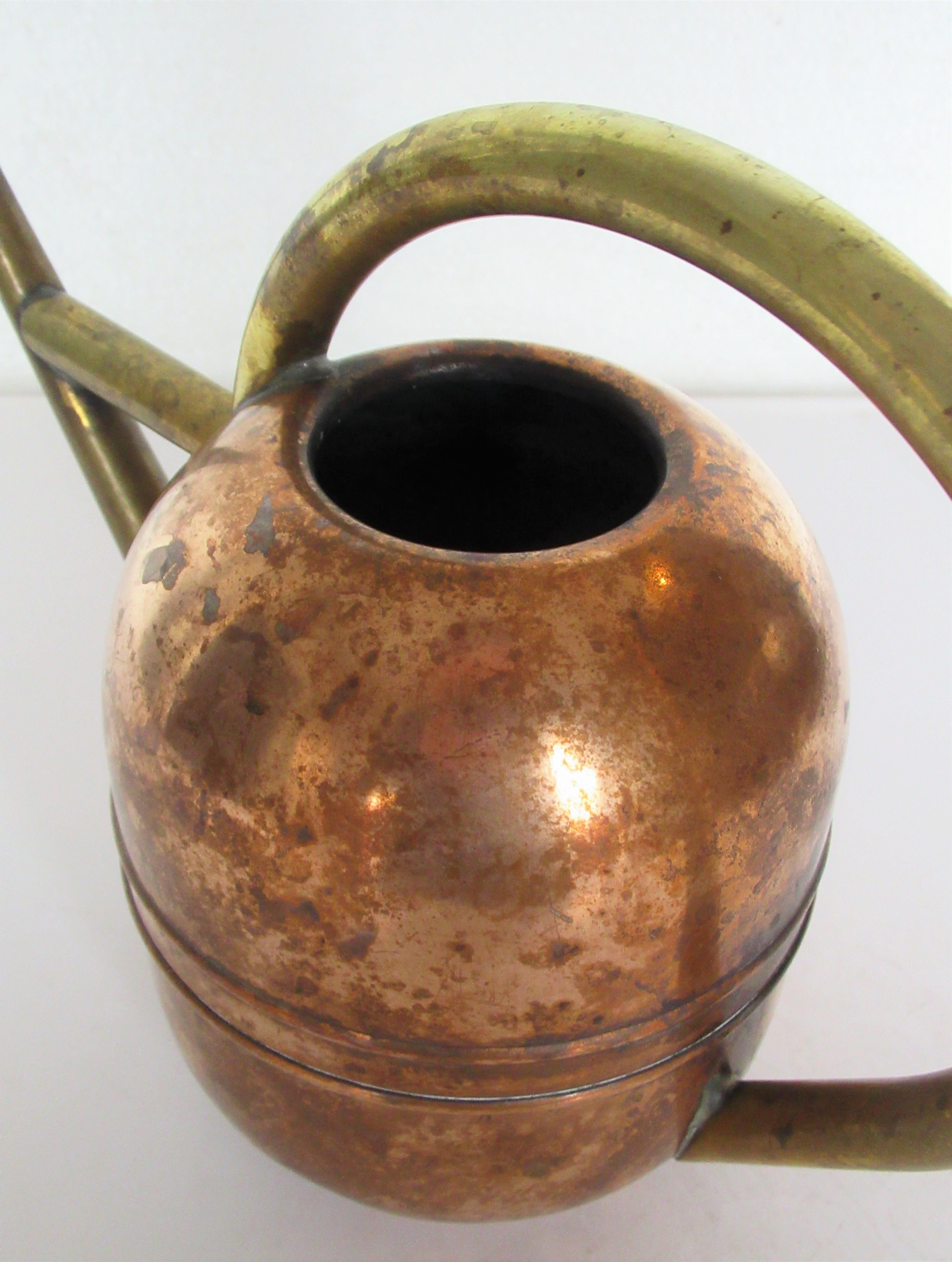 1930s American Art Deco Watering Can 2