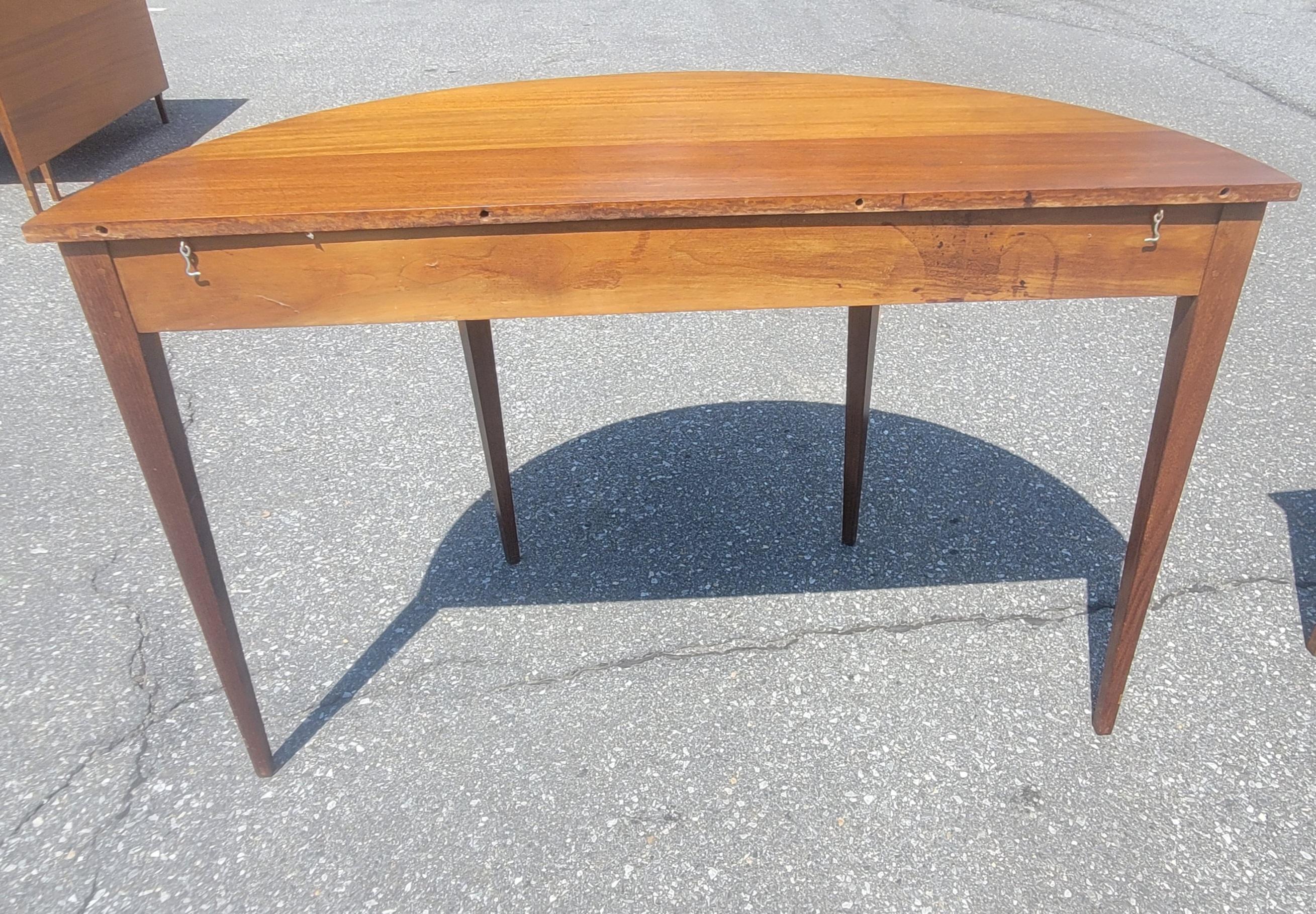 1930s American Federal Inlaid Mahogany 3-Part Banquet Table For Sale 5