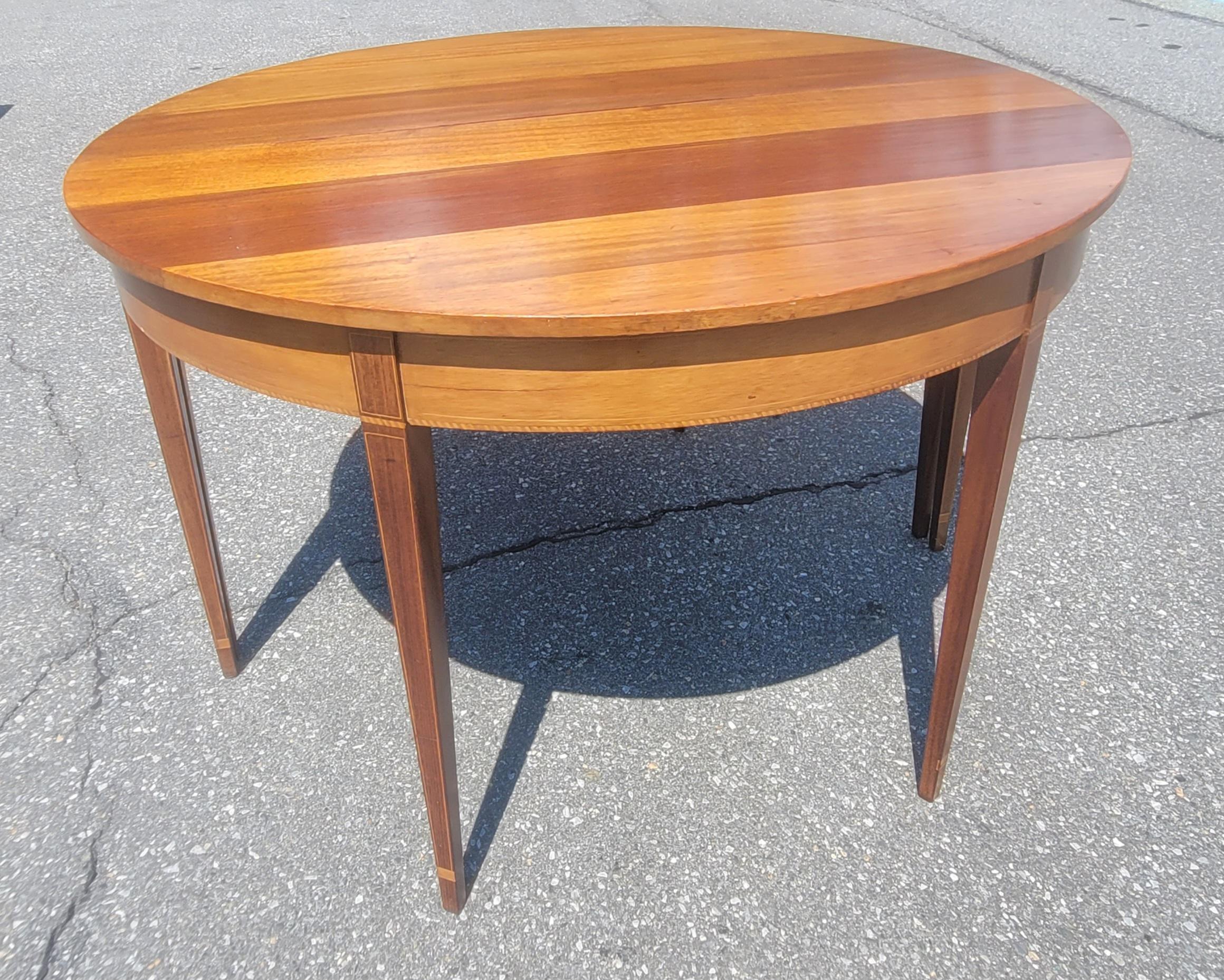 1930s American Federal Inlaid Mahogany 3-Part Banquet Table For Sale 4