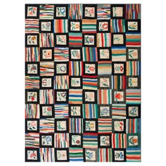 Antique 1930s American Hooked Rug ( 7
4" x 10
3 - 224 x 312 )