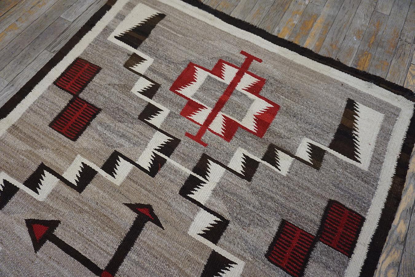 1930s American Navajo Carpet with Storm Pattern For Sale 10