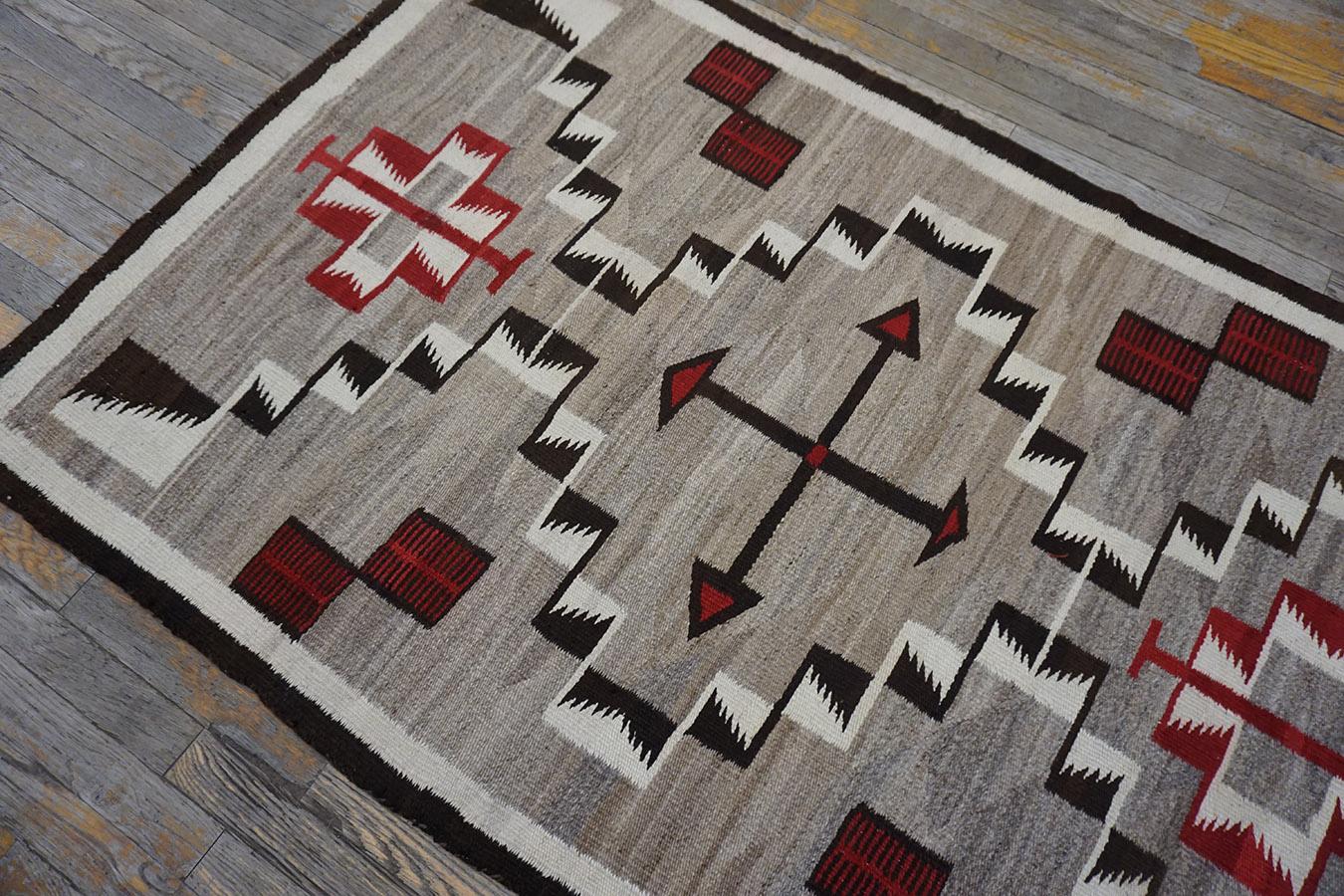 1930s American Navajo Carpet with Storm Pattern For Sale 14
