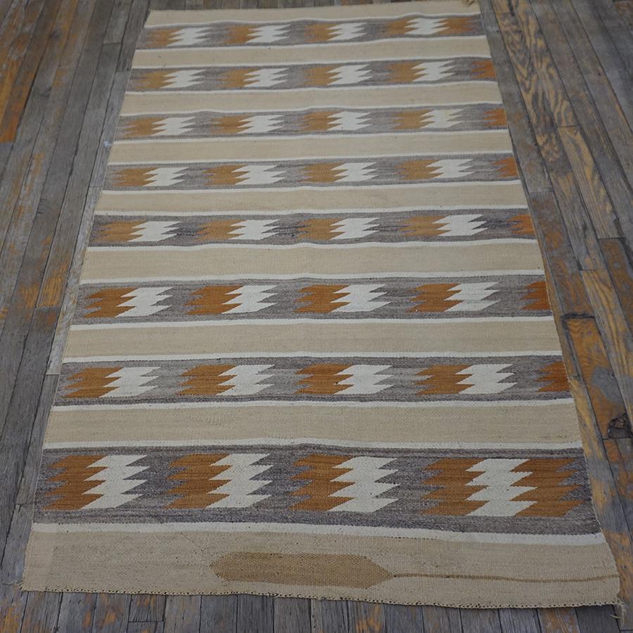 Hand-Woven 1930s American Navajo Rug ( 3'3
