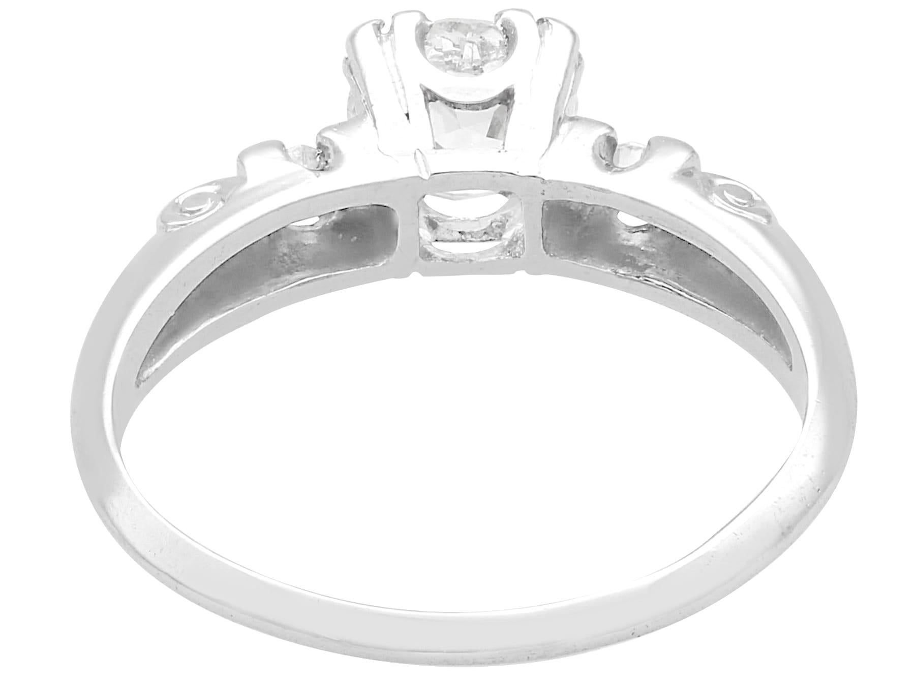 Baguette Cut 1930s Antique 0.95 Carat Diamond Platinum Solitaire Ring For Sale
