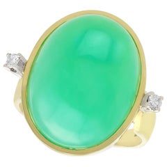 1930s Antique 14.98Ct Cabochon Cut Chrysoprase and Diamond Gold Cocktail Ring